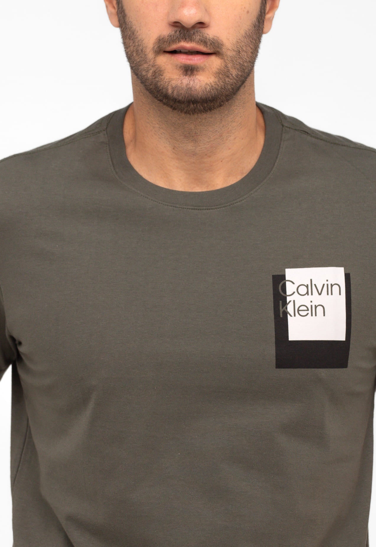 Camiseta Calvin Klein Logo Offset - Henri Store