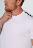 Camiseta Calvin Klein Logo Ombros Branco - Henri Store