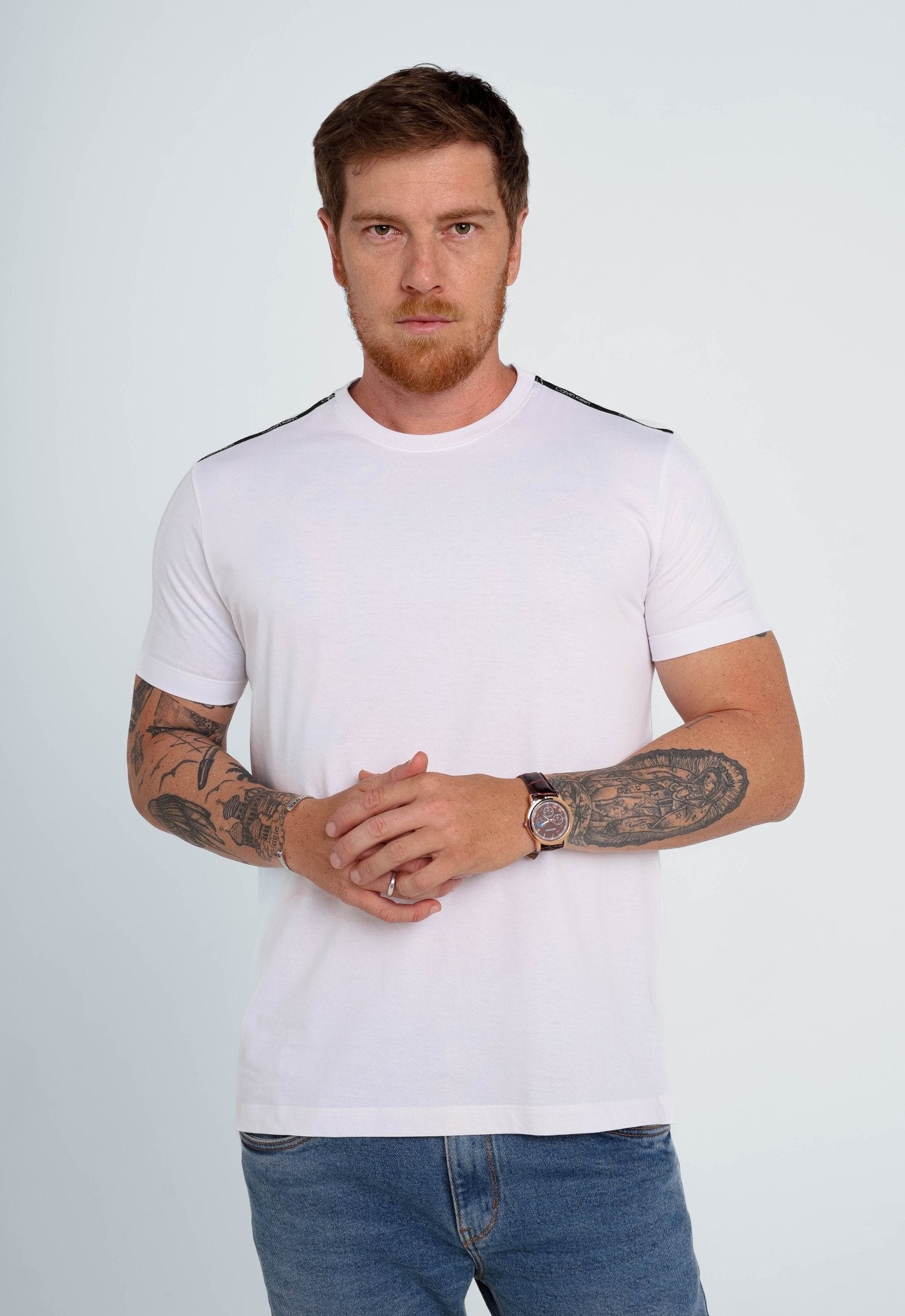 Camiseta Calvin Klein Logo Ombros Branco - Henri Store