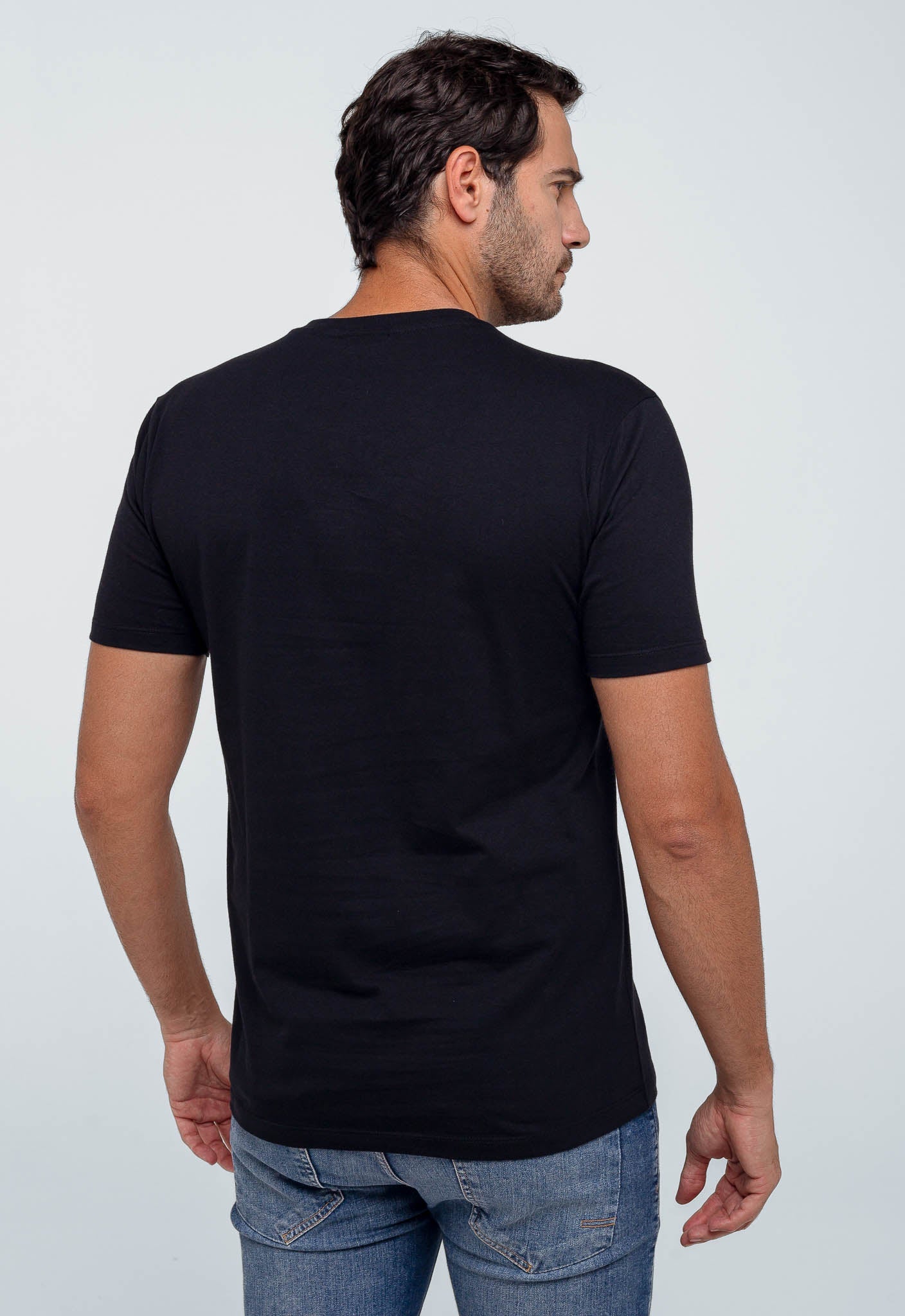 Camiseta Calvin Klein Logo Peito Bordado - Henri Store
