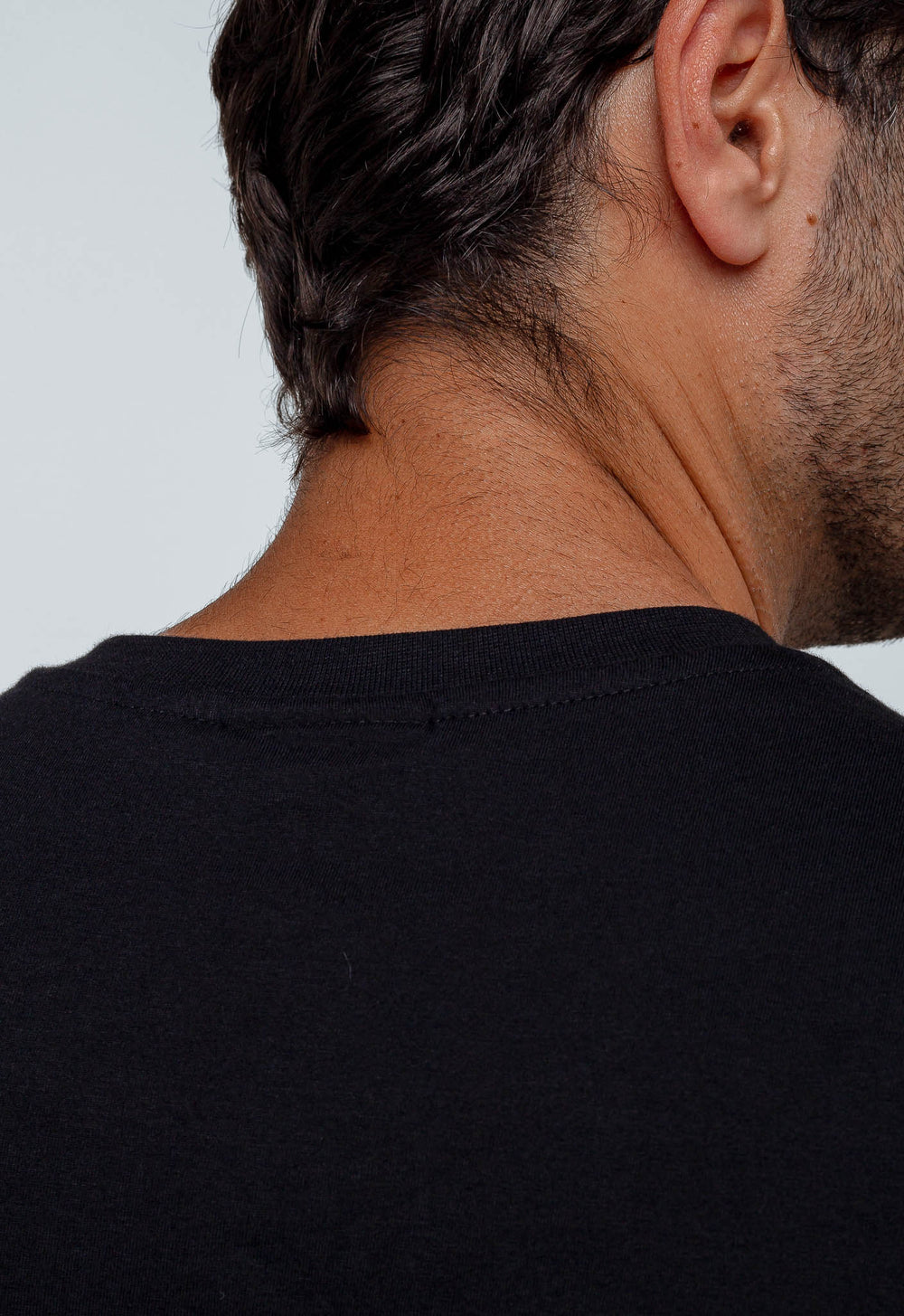 Camiseta Calvin Klein Logo Peito Bordado - Henri Store