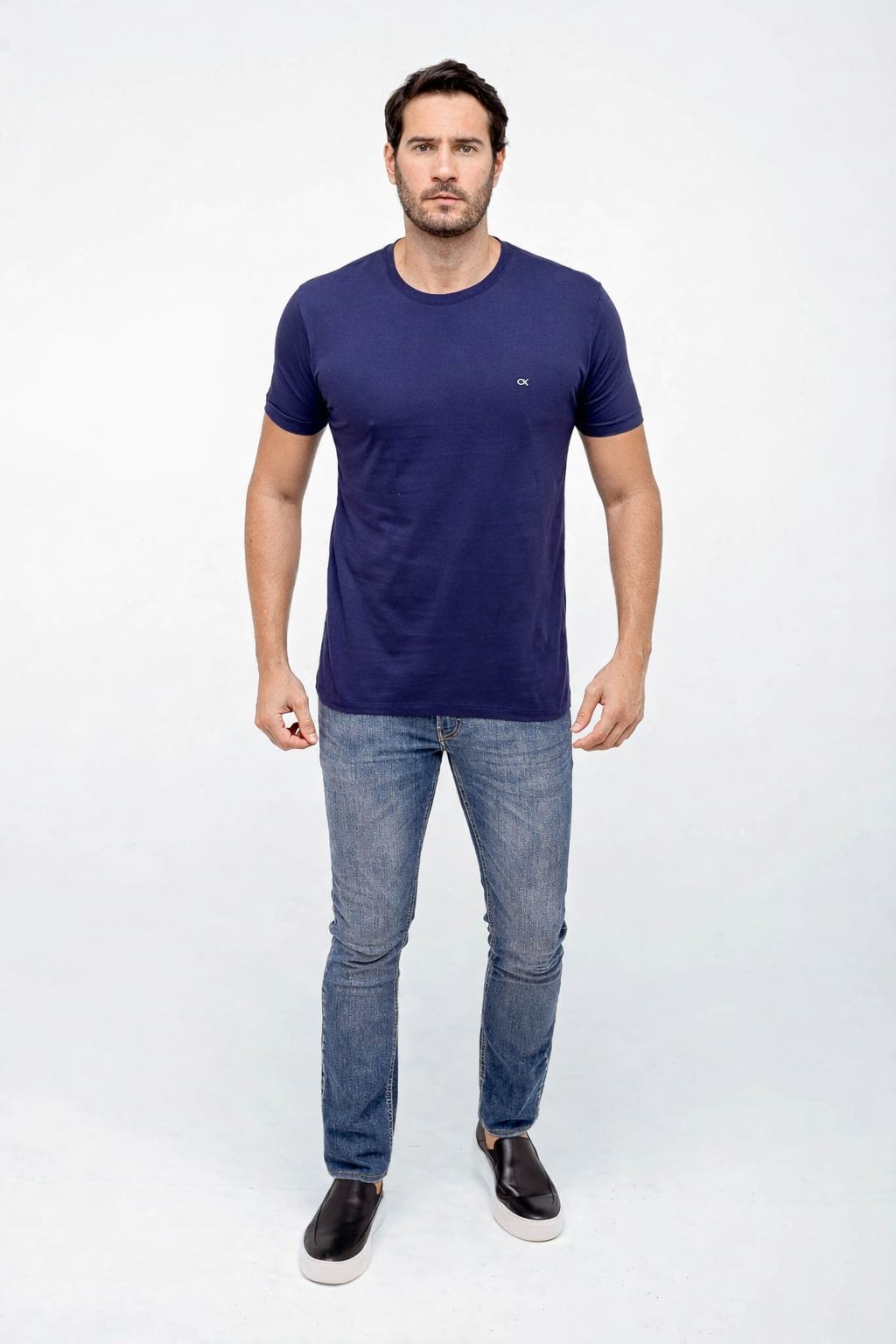 Camiseta Calvin Klein Logo Peito CK Bordado - Henri Store