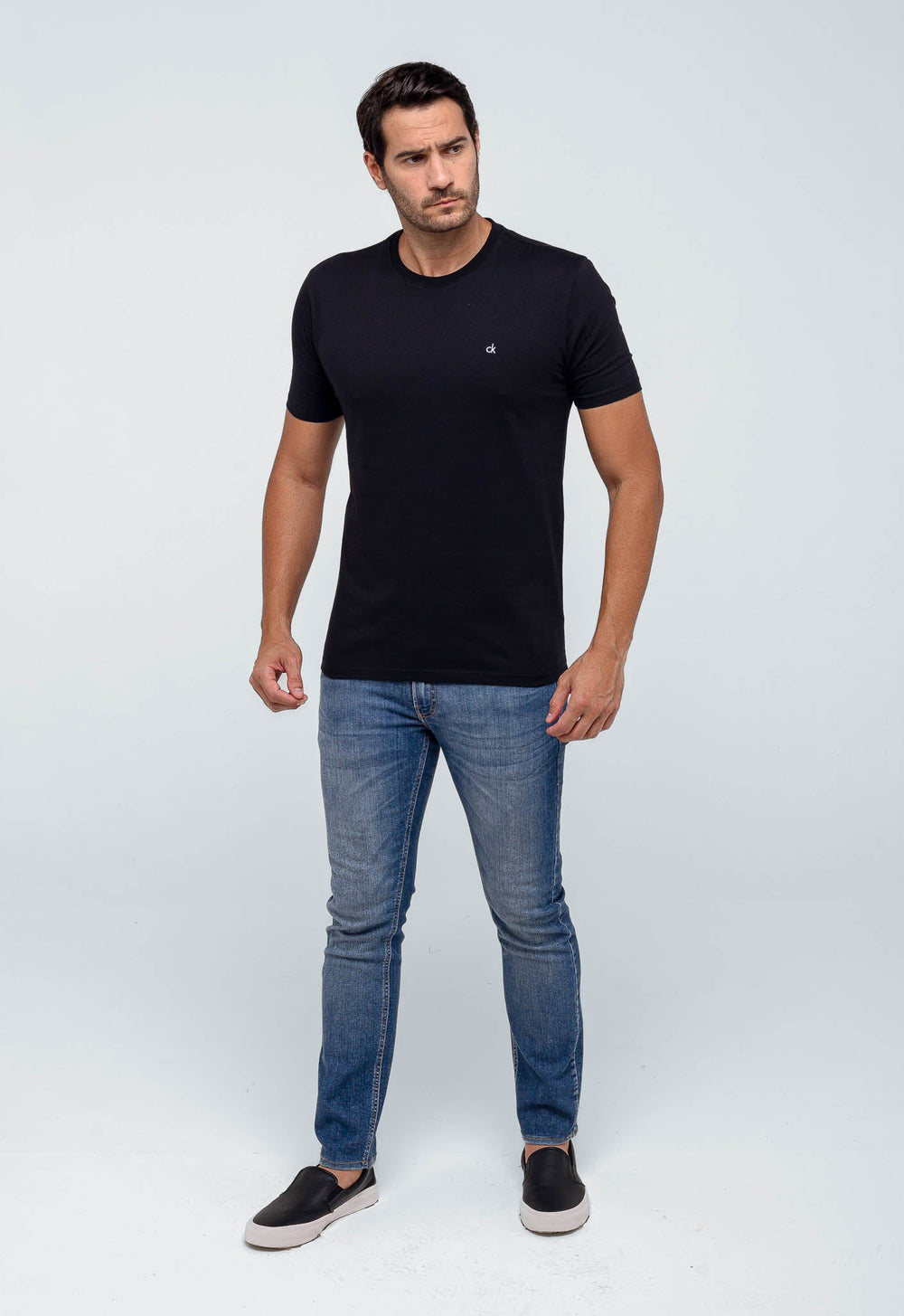 Camiseta Calvin Klein Logo Peito Ck Bordado - Henri Store