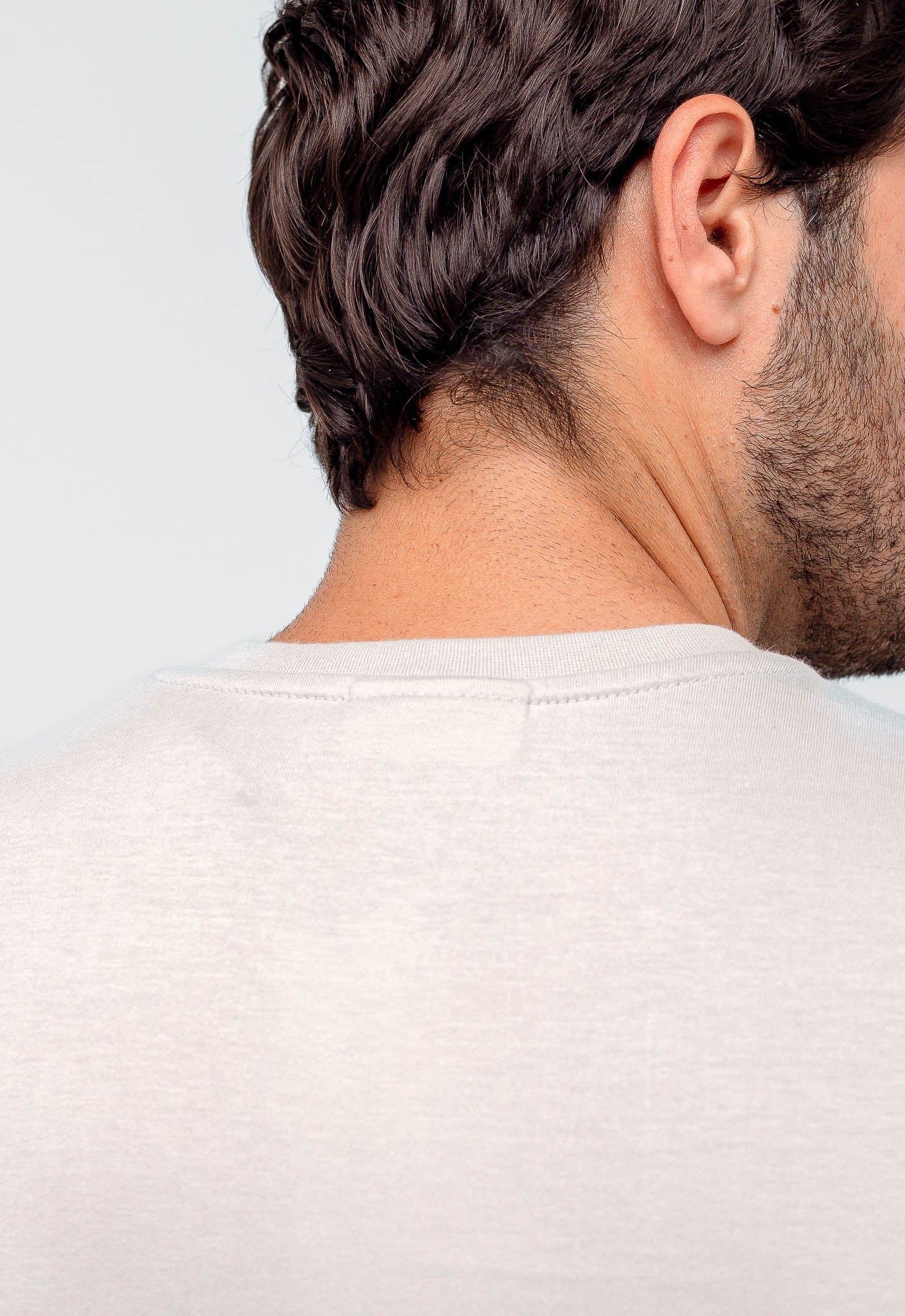 Camiseta Calvin Klein Logo Peito CK Bordado - Henri Store