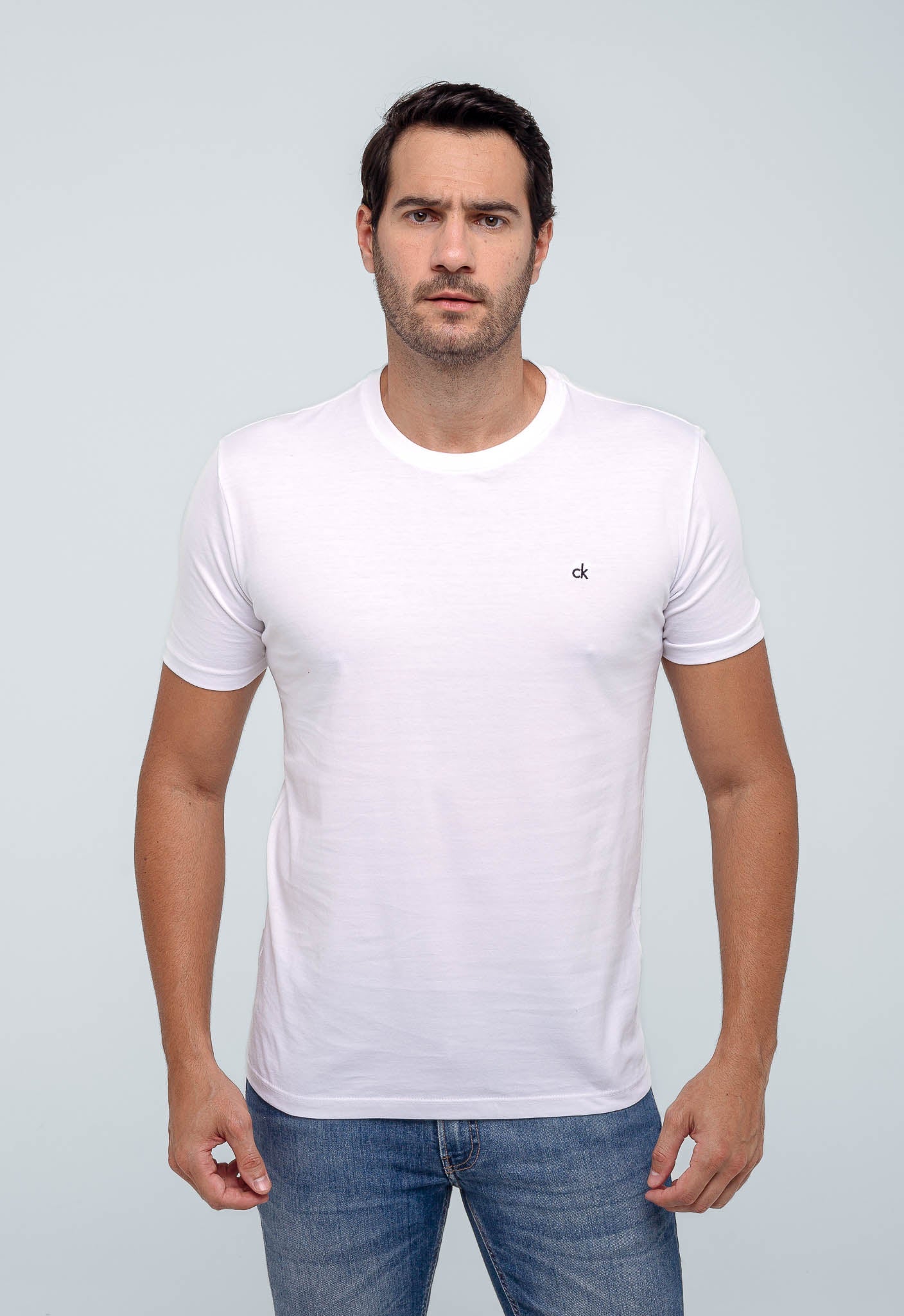 Camiseta Calvin Klein Logo Peito Ck Bordado - Henri Store