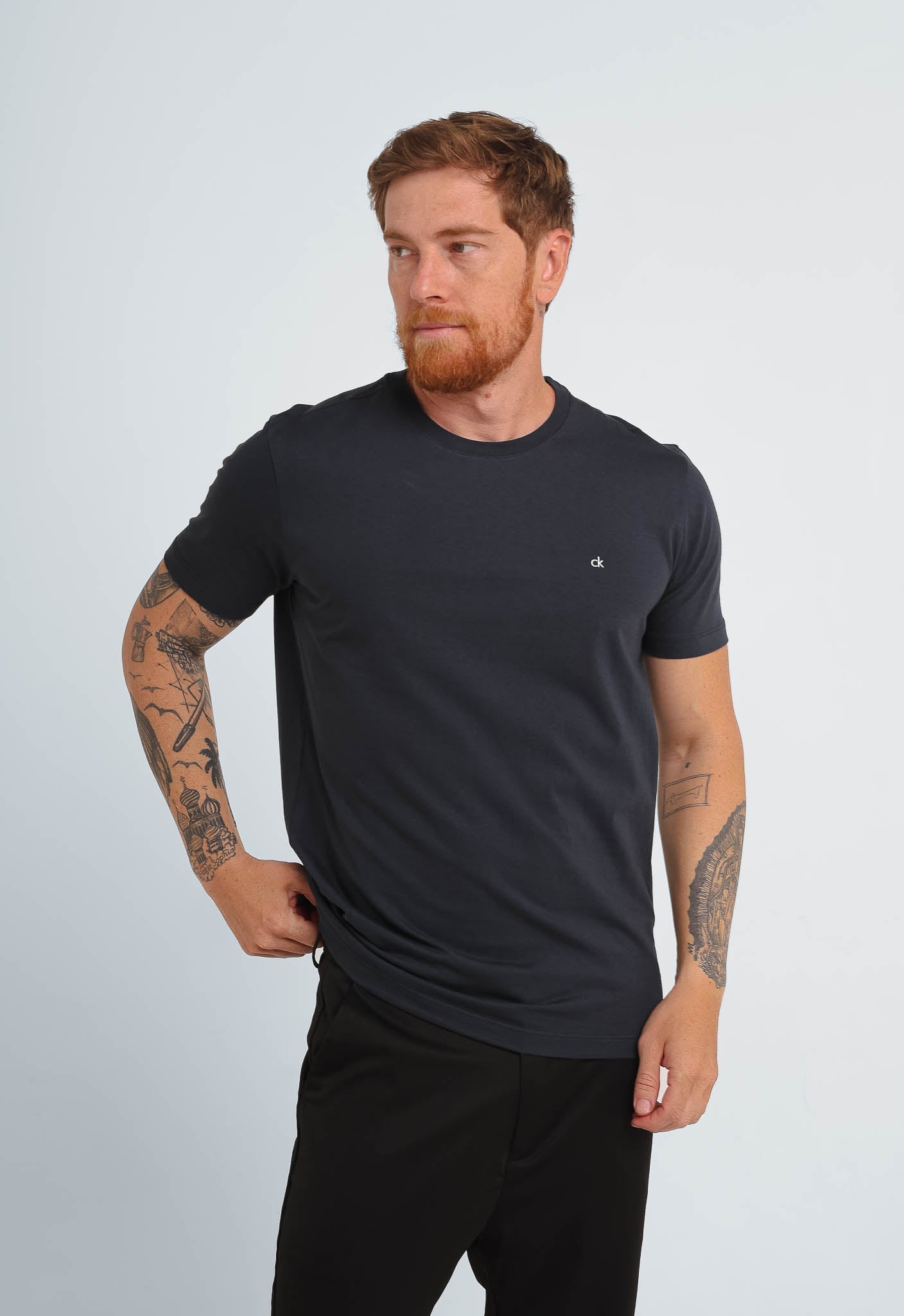 Camiseta Calvin Klein Logo Peito Ck - Henri Store