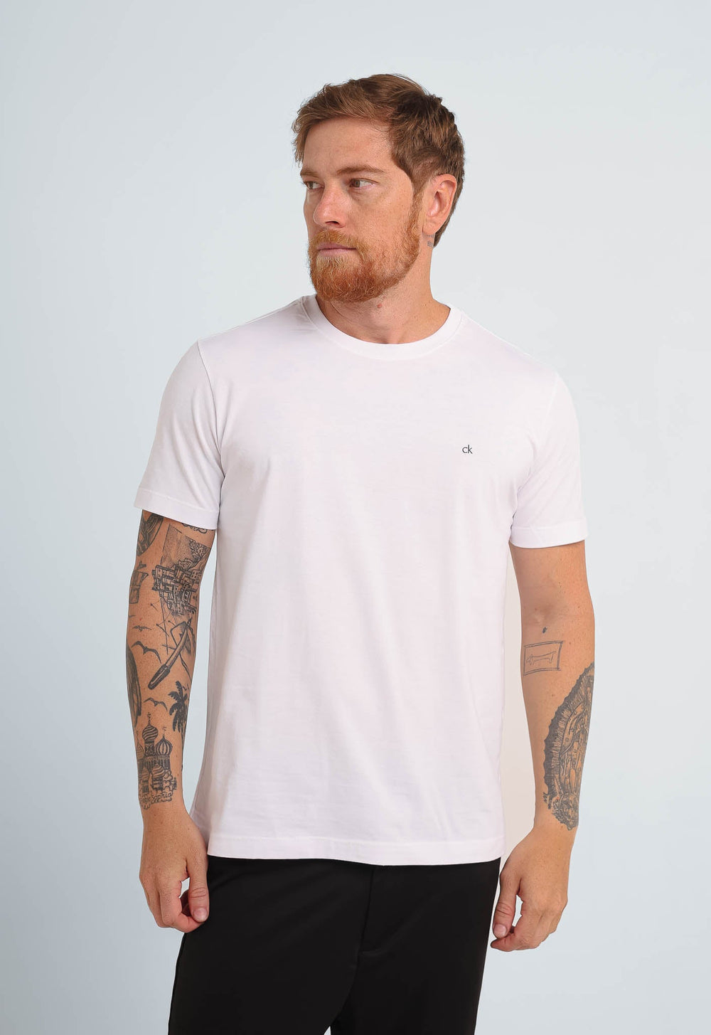 Camiseta Calvin Klein Logo Peito Ck - Henri Store