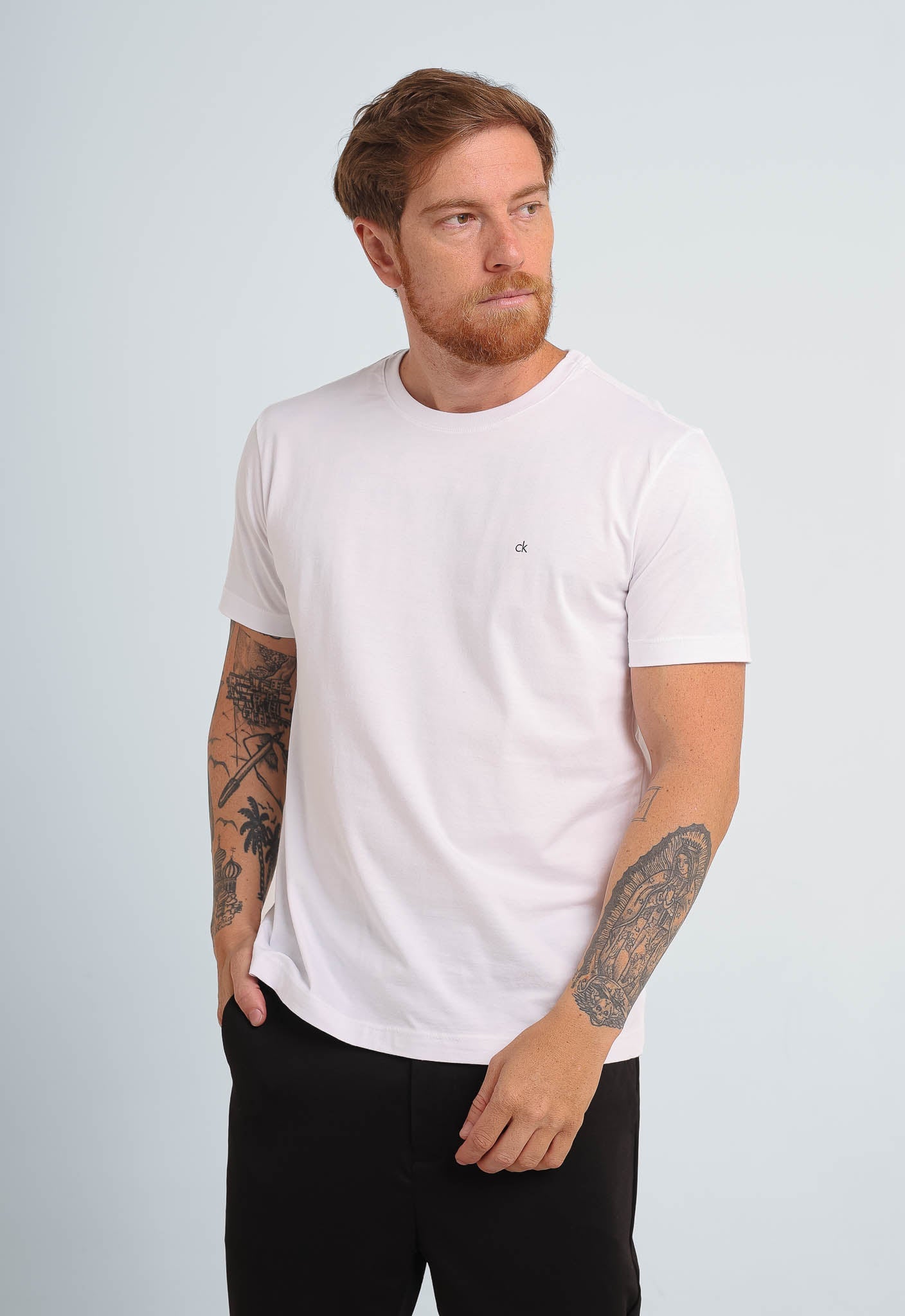 Camiseta Calvin Klein Logo Peito Ck - Henri Store