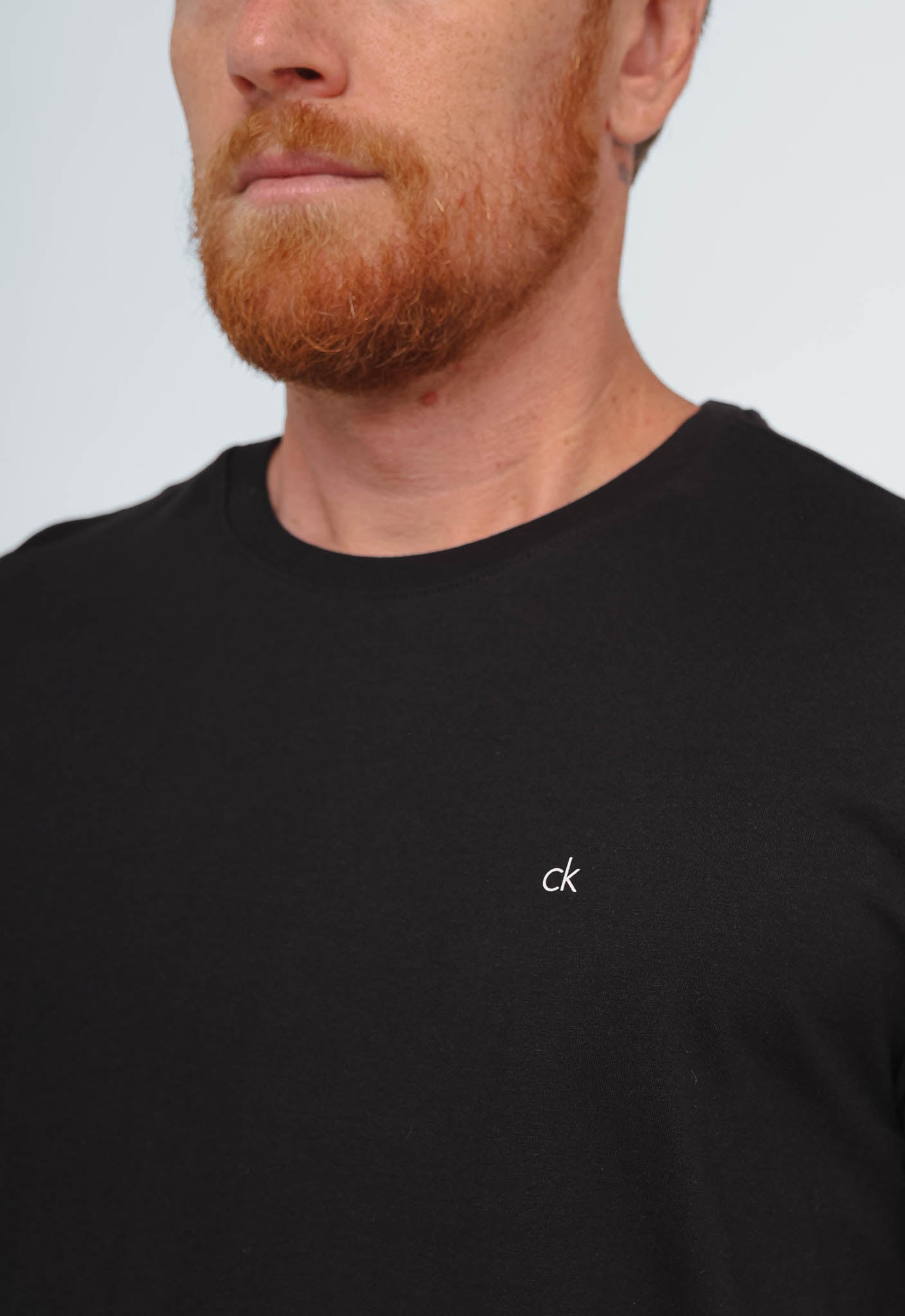 Camiseta Calvin Klein Logo Peito Ck - Henri Store