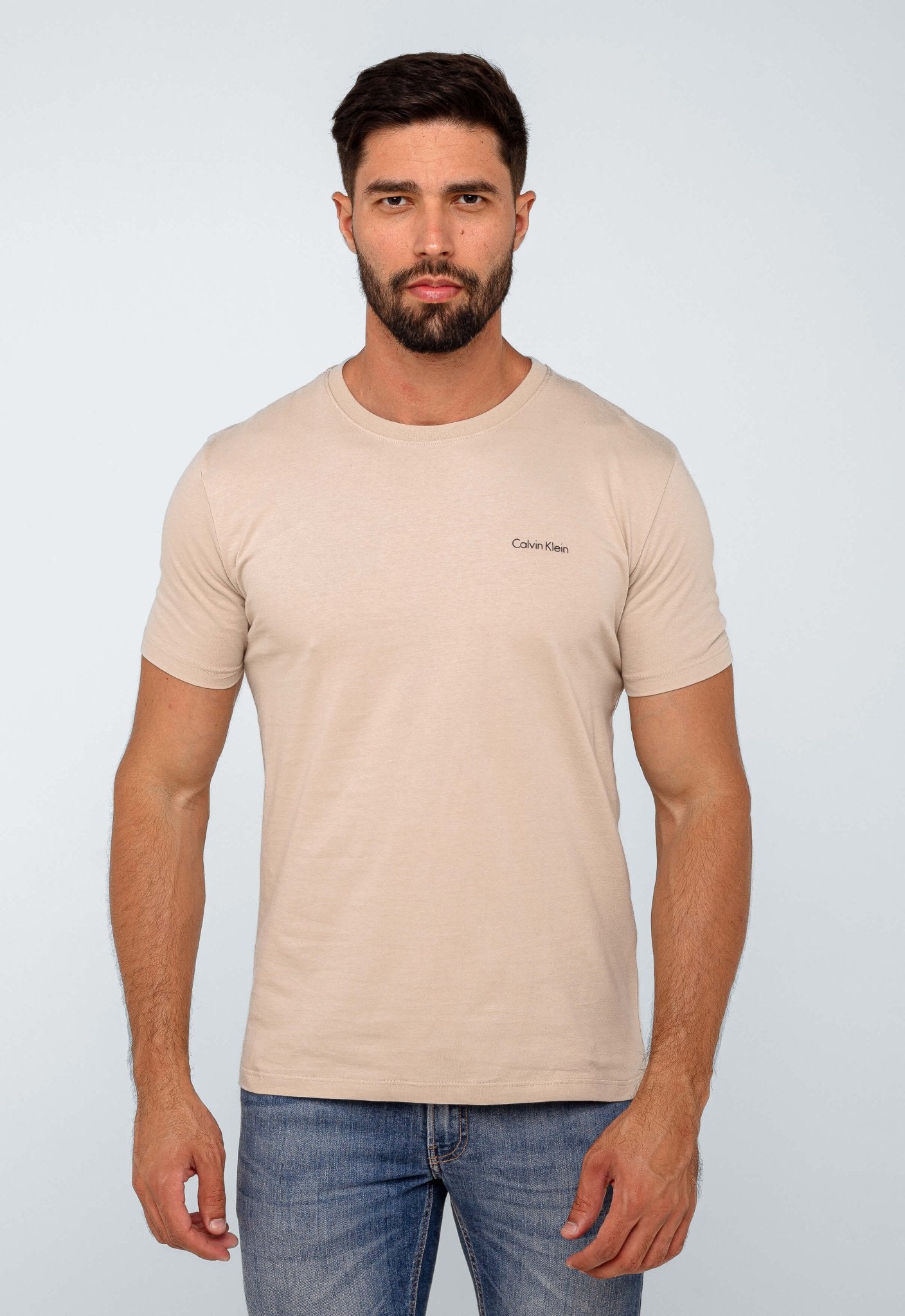 Camiseta Calvin Klein Logo Peito Embossed - Henri Store