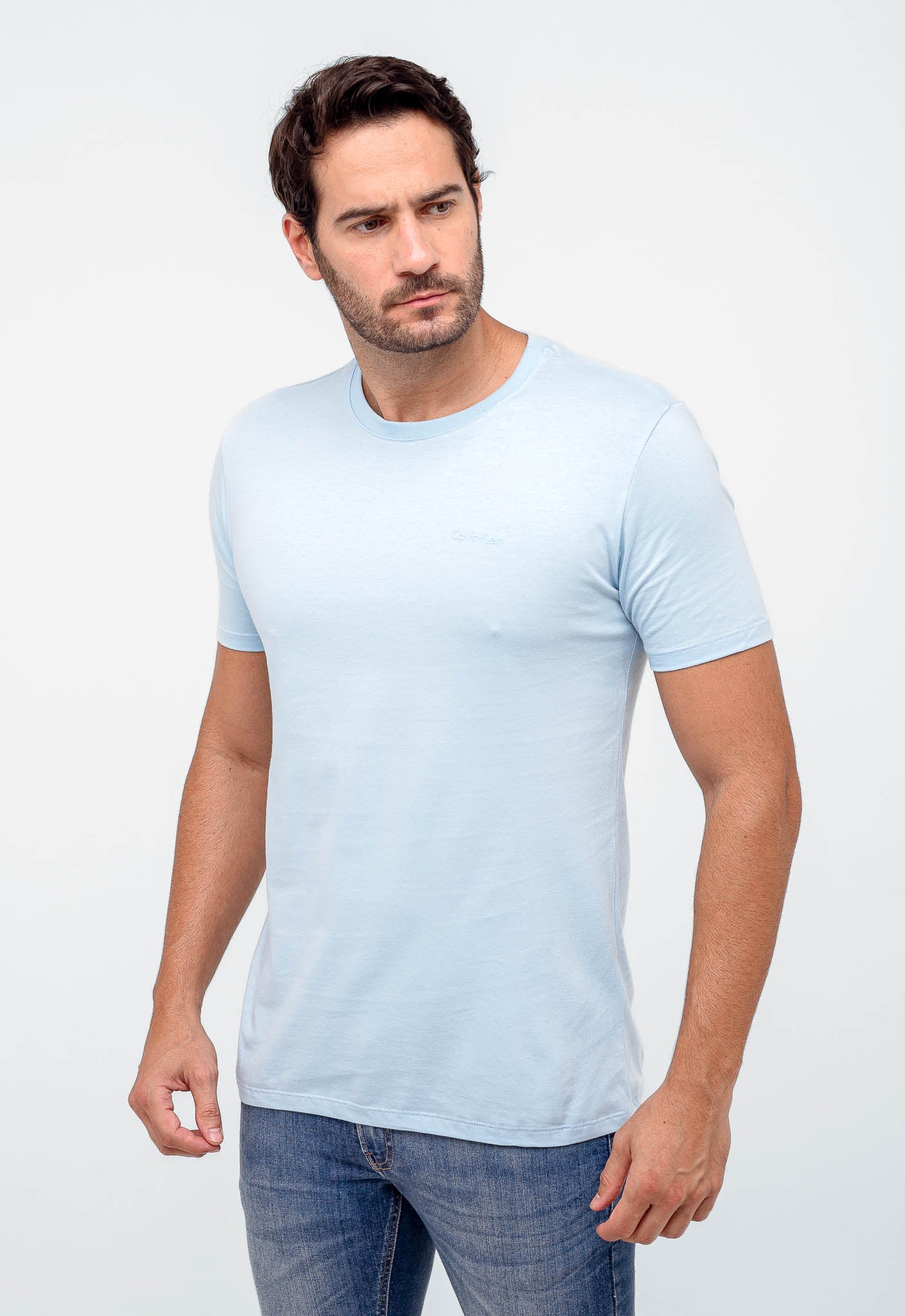 Camiseta Calvin Klein Logo Peito Embossed - Henri Store