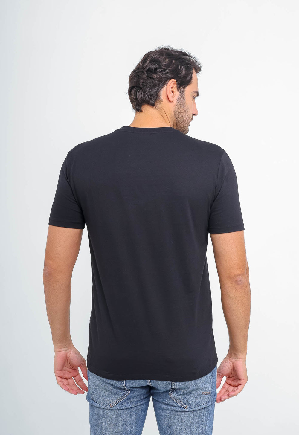 Camiseta Calvin Klein Logo Peito Embossed - Henri Store