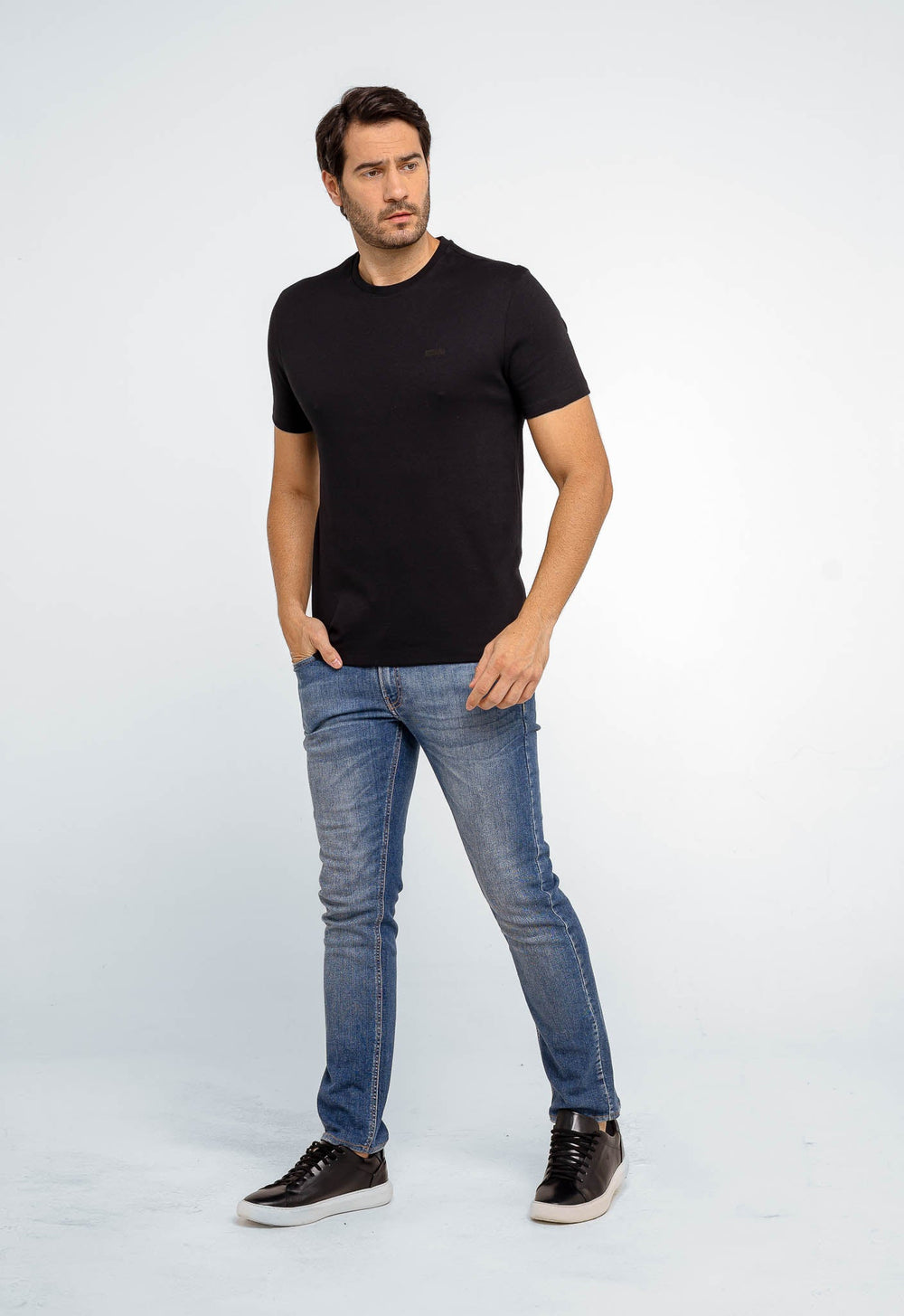 Camiseta Calvin Klein Logo Peito Lisa - Henri Store