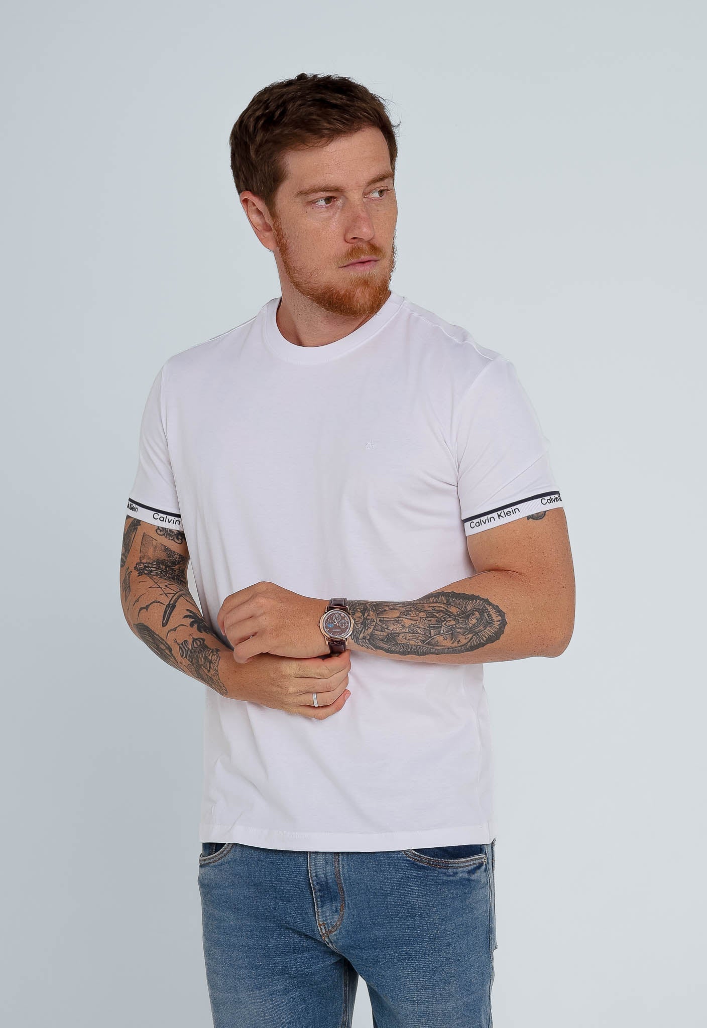 Camiseta Calvin Klein Logo Punho C/ Listras - Henri Store