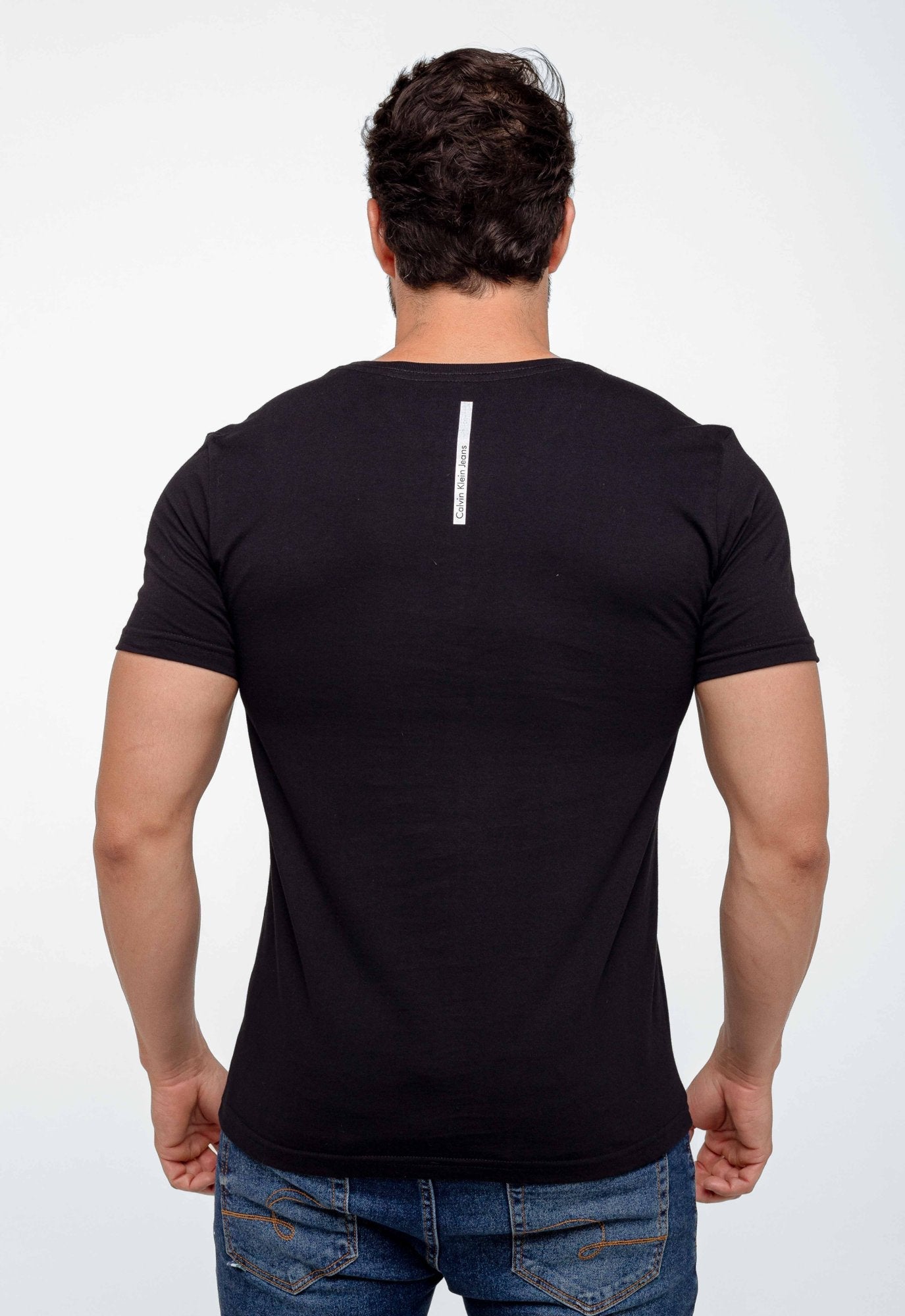 Camiseta Calvin Klein Logo Quadrada no Peito - Sale - Henri Store