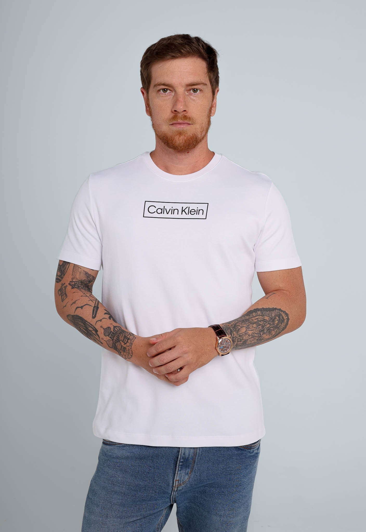 Camiseta Calvin Klein Logo Retângulo Branco - Henri Store
