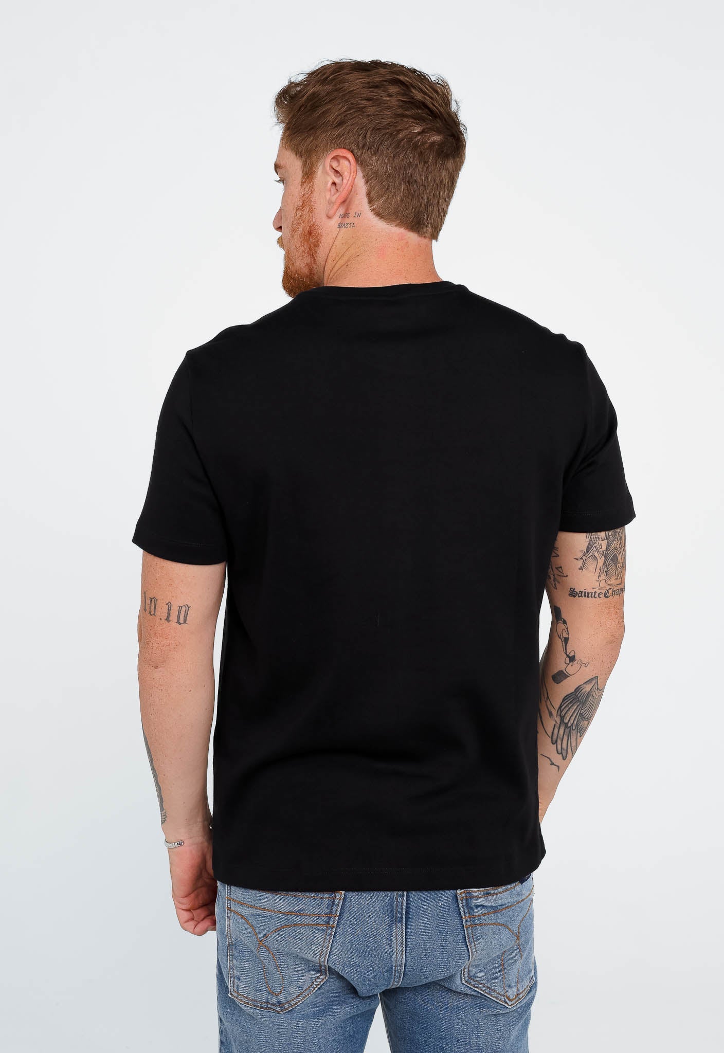 Camiseta Calvin Klein Logo Retângulo Preto - Henri Store