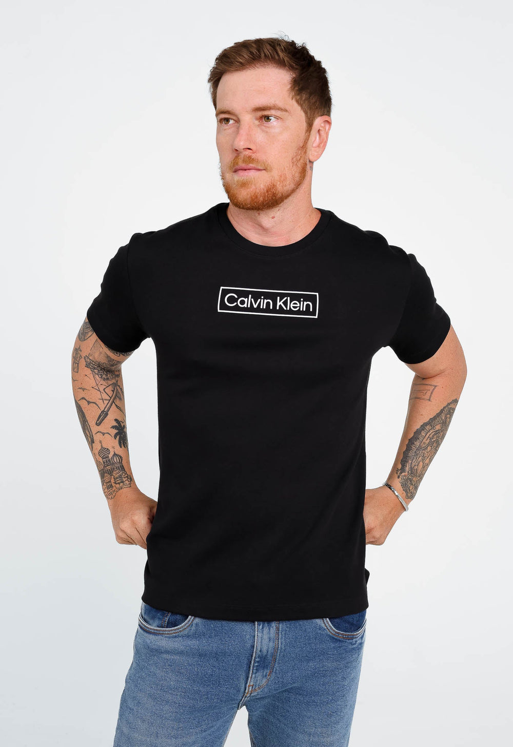 Camiseta Calvin Klein Logo Retângulo Preto - Henri Store