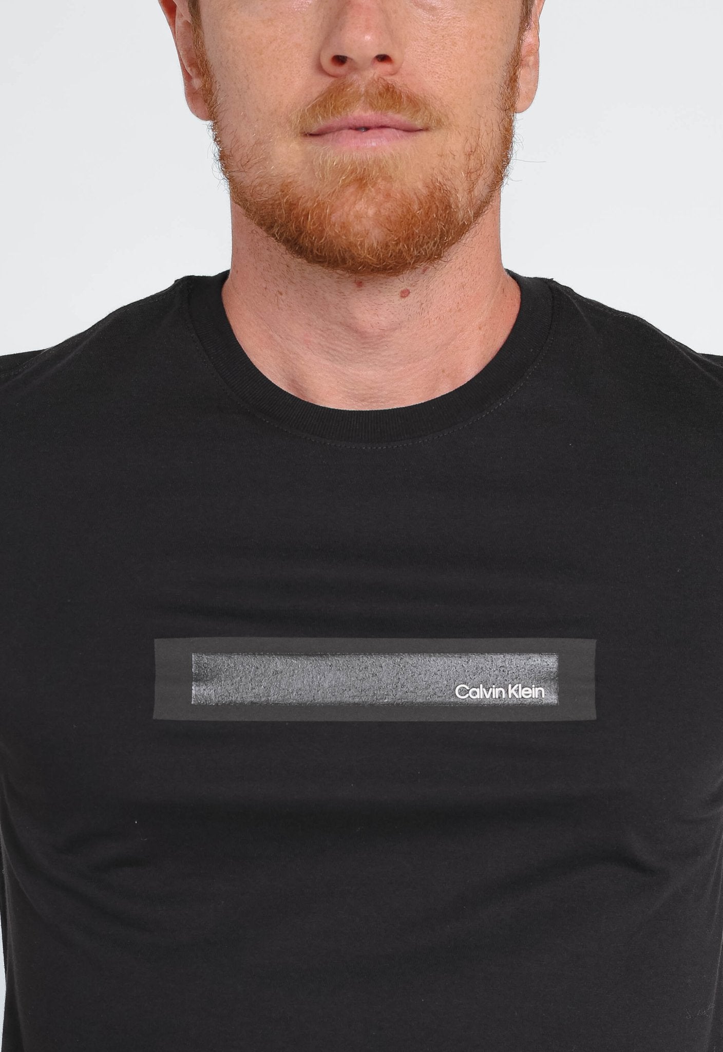 Camiseta Calvin Klein Minimalist Shine - Henri Store
