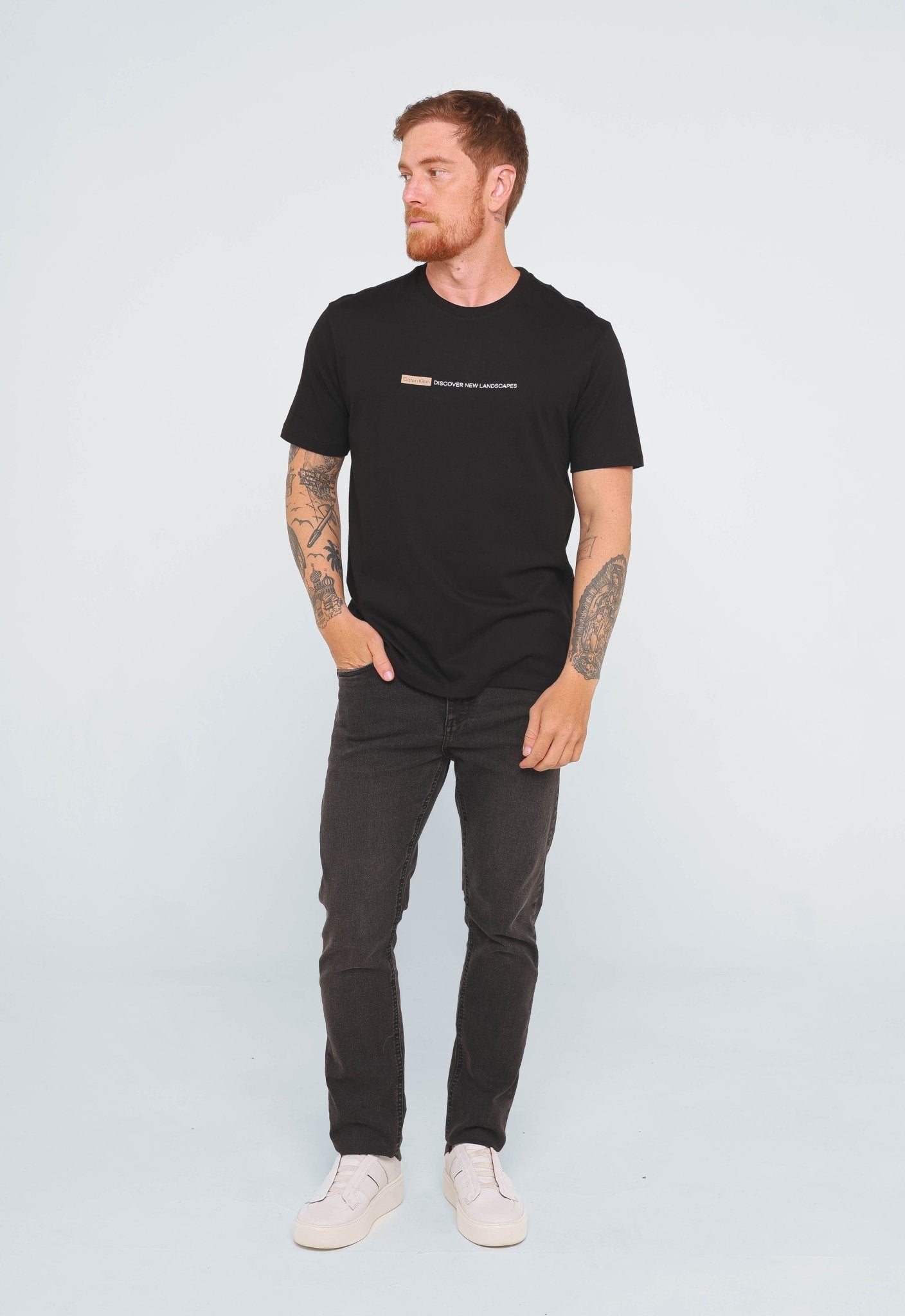 Camiseta Calvin Klein New Landscapes Preto - Henri Store