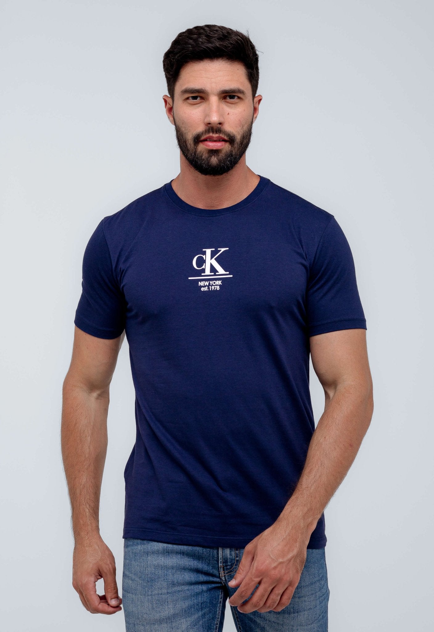 Camiseta Calvin Klein NY Est 1978. - Henri Store