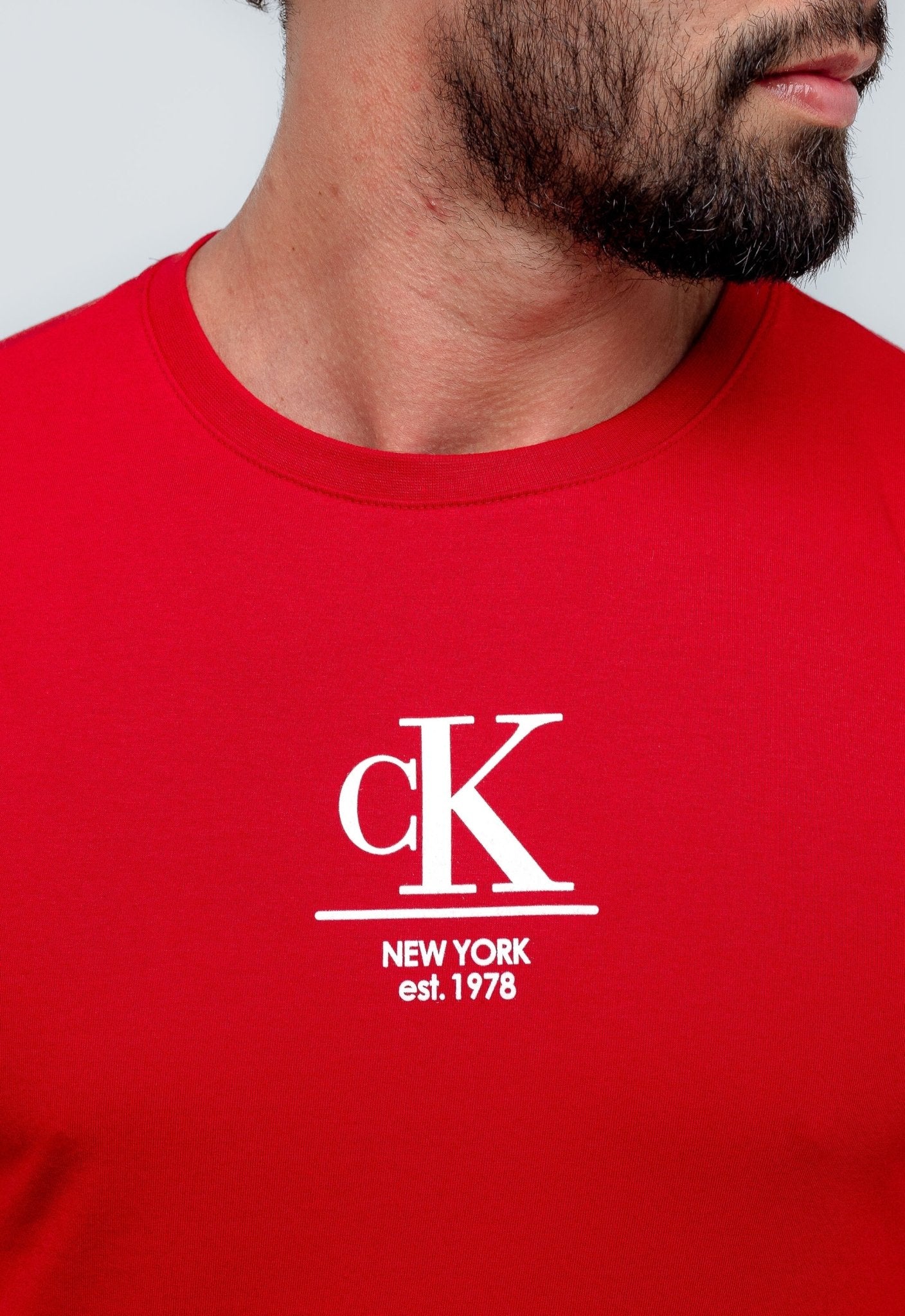 Camiseta Calvin Klein NY Est 1978. - Henri Store