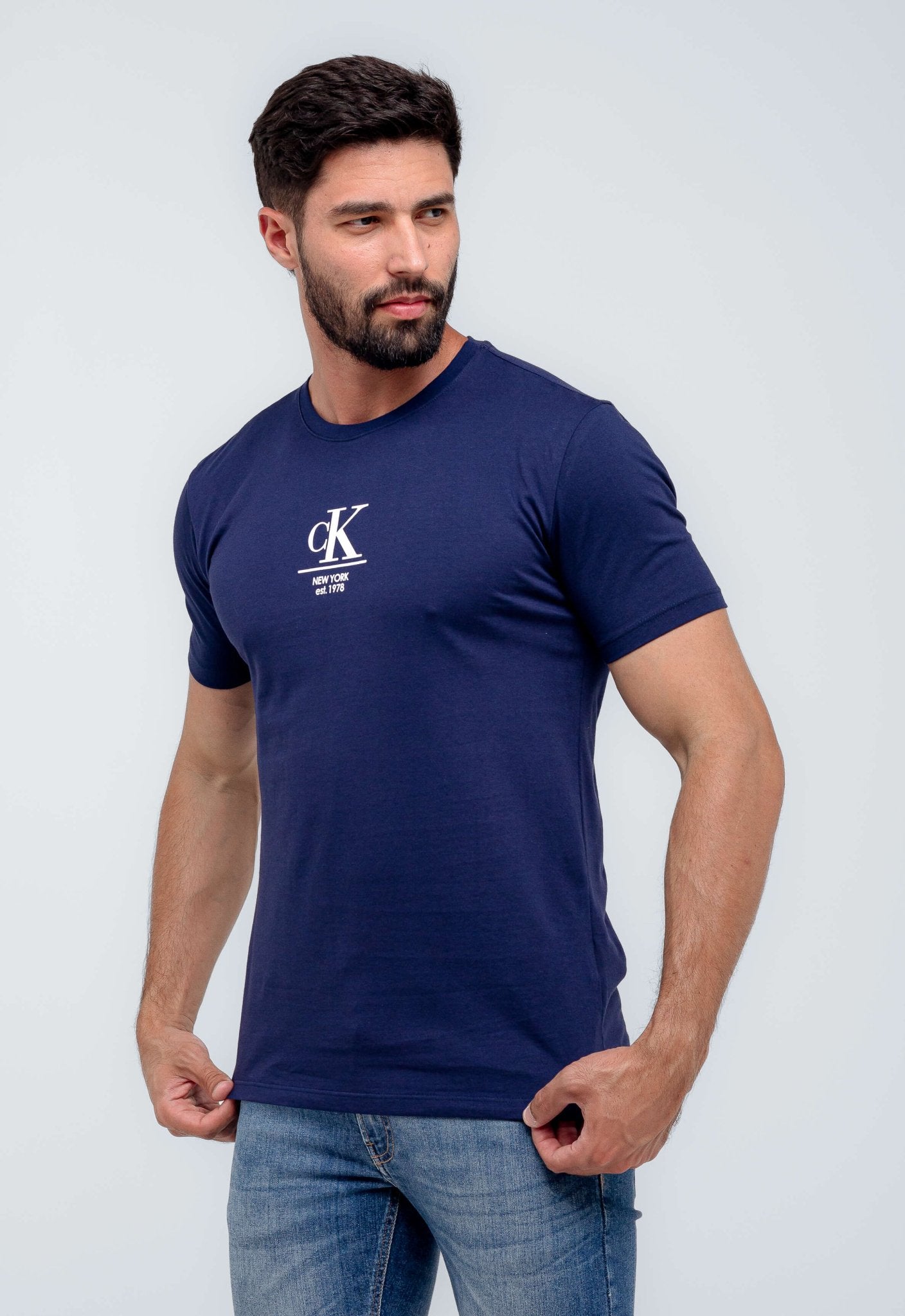 Camiseta Calvin Klein NY Est 1978. - Henri Store