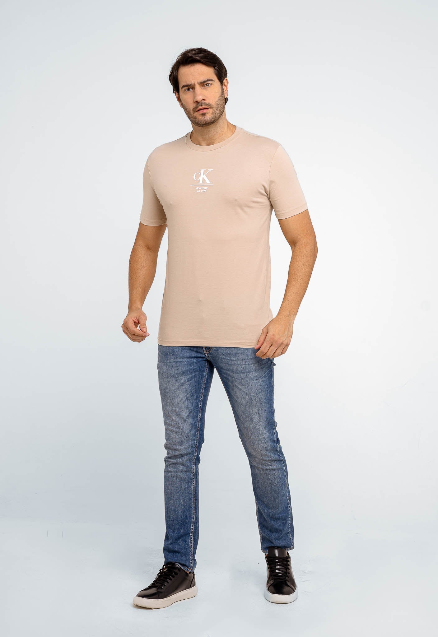 Camiseta Calvin Klein NY Est 1978. - Henri Store