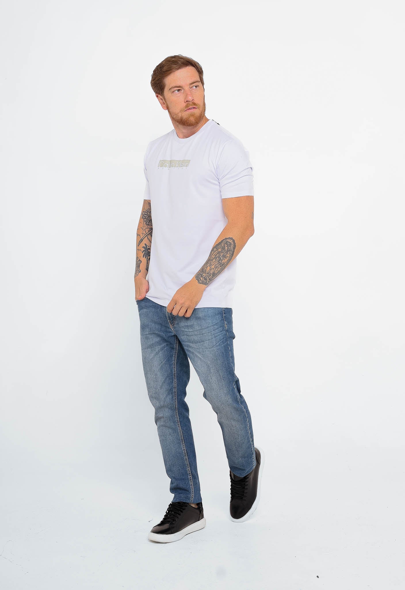 Camiseta Calvin Klein NY Logo Central - Henri Store