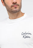 Camiseta Calvin Klein Script Logo Peito - Henri Store