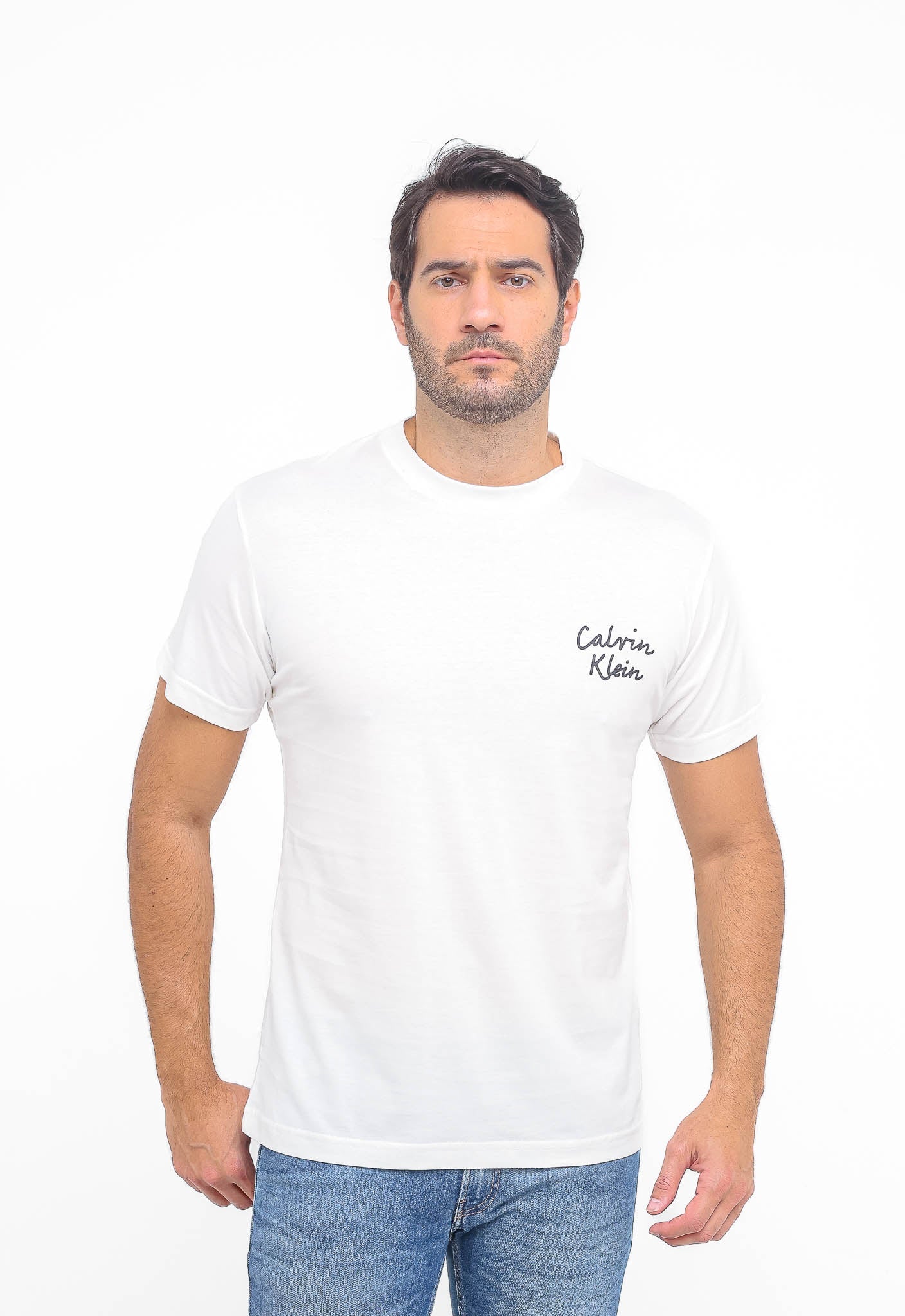 Camiseta Calvin Klein Script Logo Peito - Henri Store