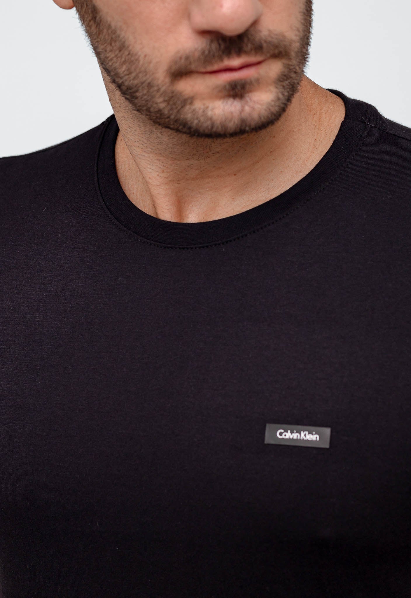 Camiseta Calvin Klein Signature Simples - Henri Store
