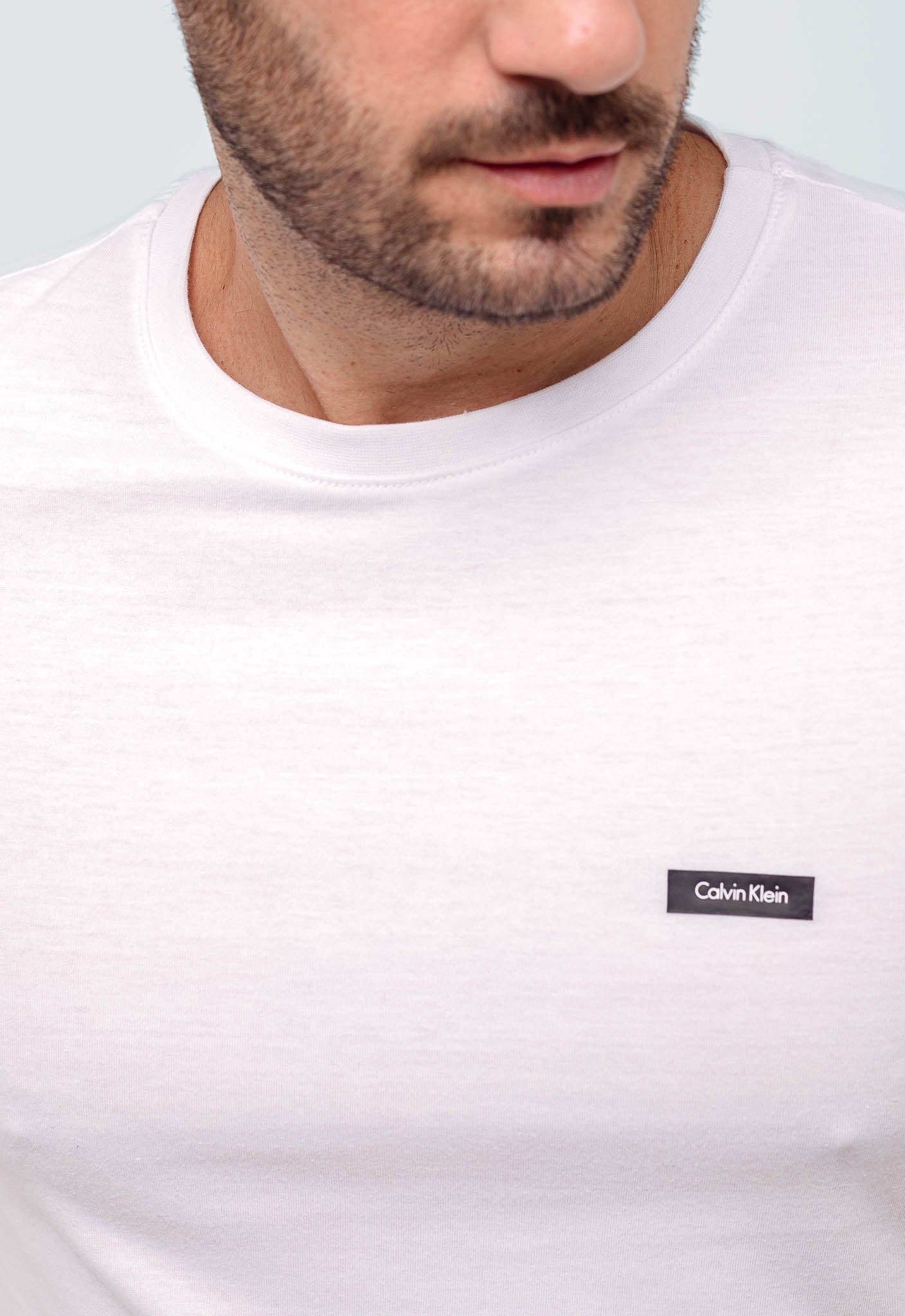 Camiseta Calvin Klein Signature Simples - Henri Store