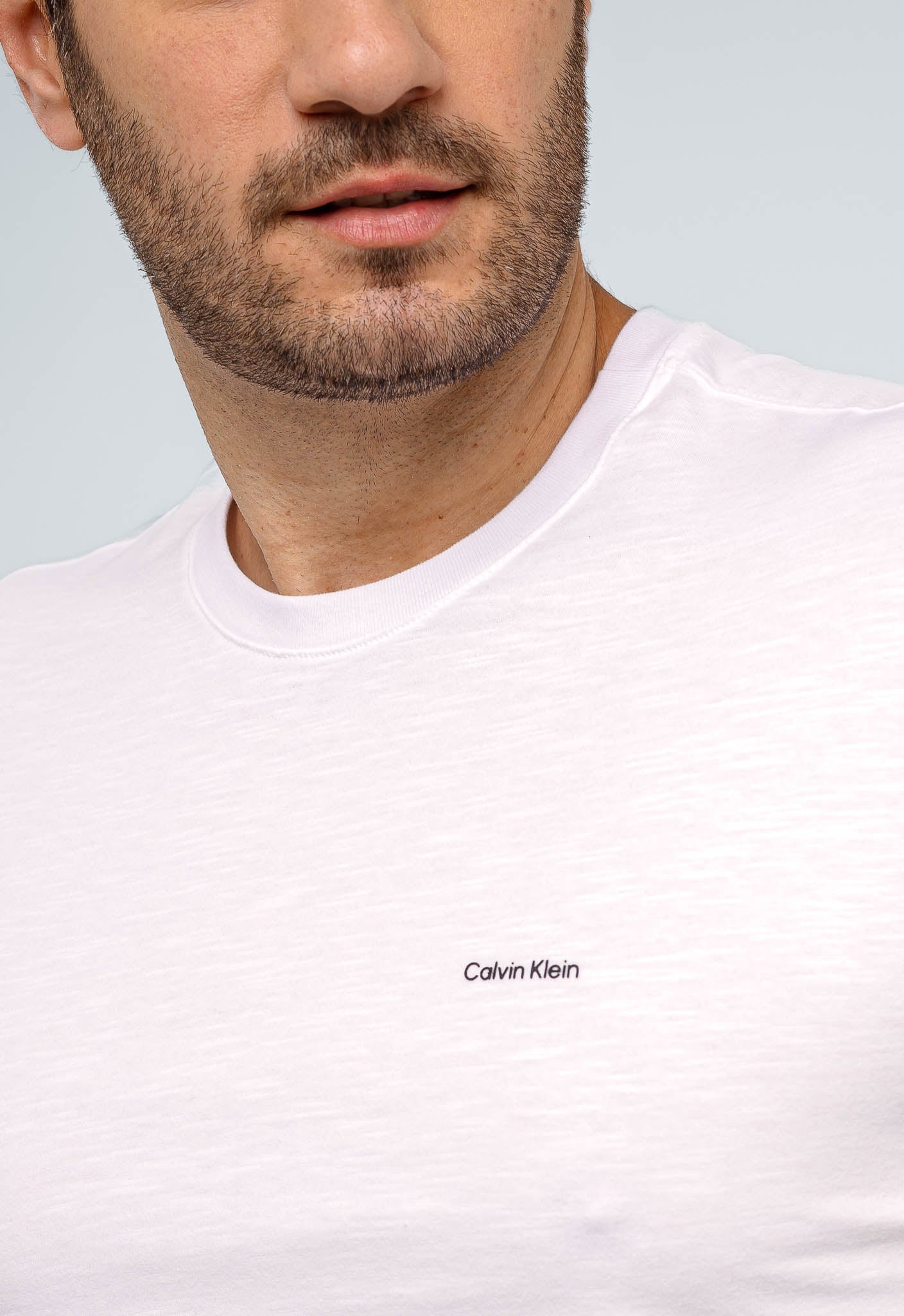 Camiseta Calvin Klein Slim Flame Branco - Henri Store