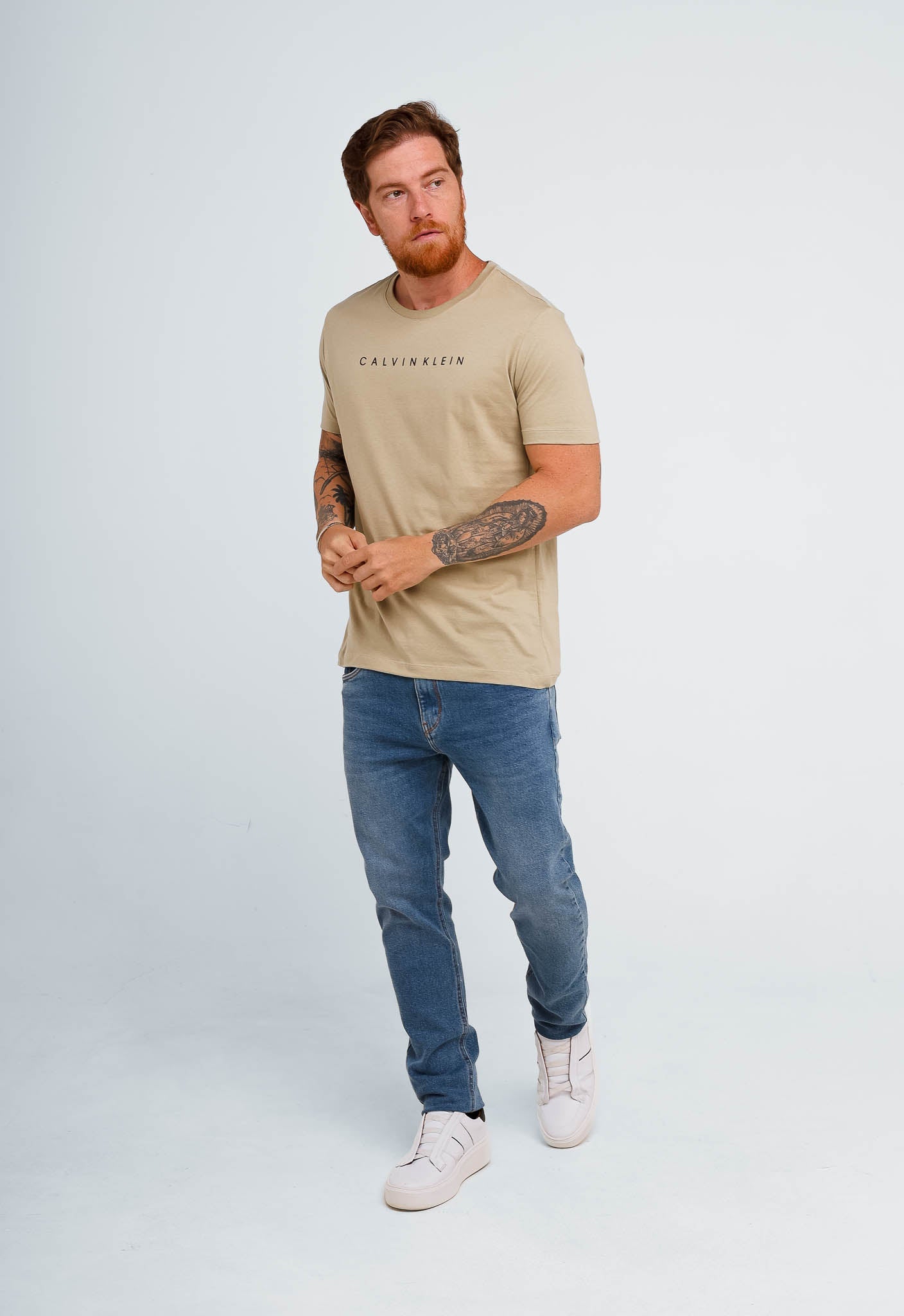 Camiseta Calvin Klein Soft Logo Center - Live - Henri Store