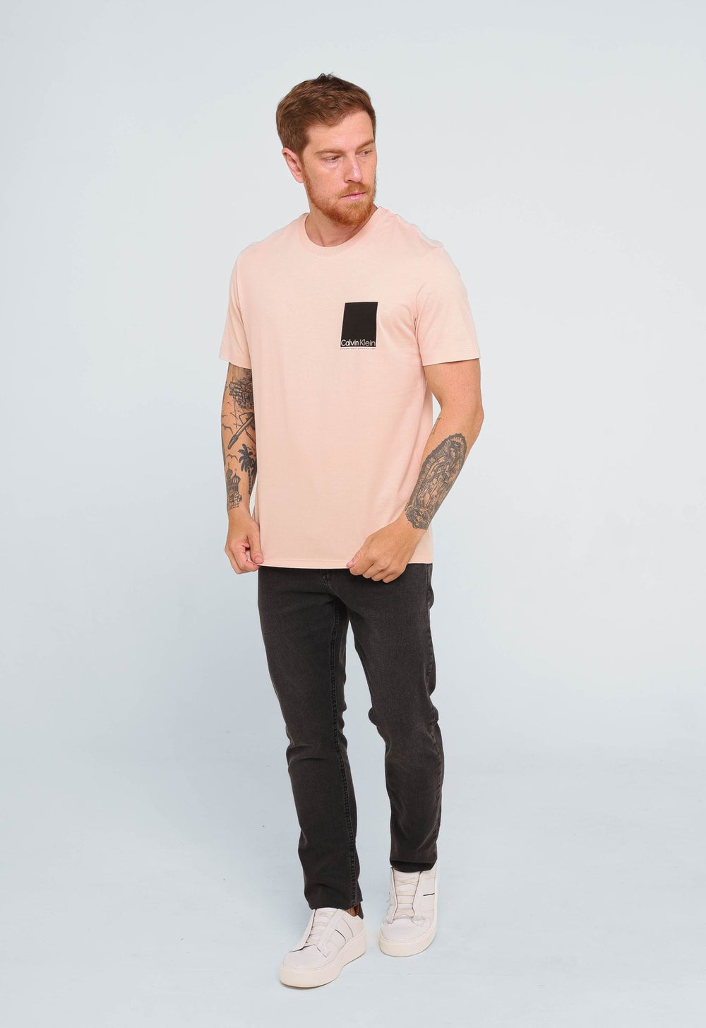 Camiseta Calvin Klein Sustainable Logo Sixty Eight - Henri Store