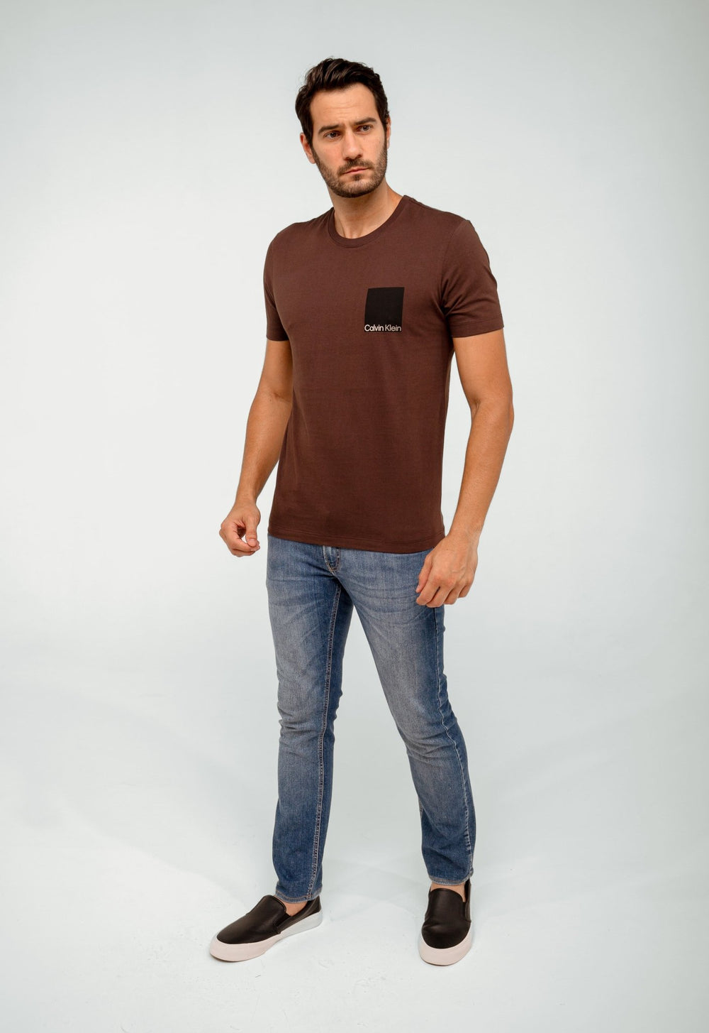 Camiseta Calvin Klein Sustainable Logo Sixty Eight - Henri Store