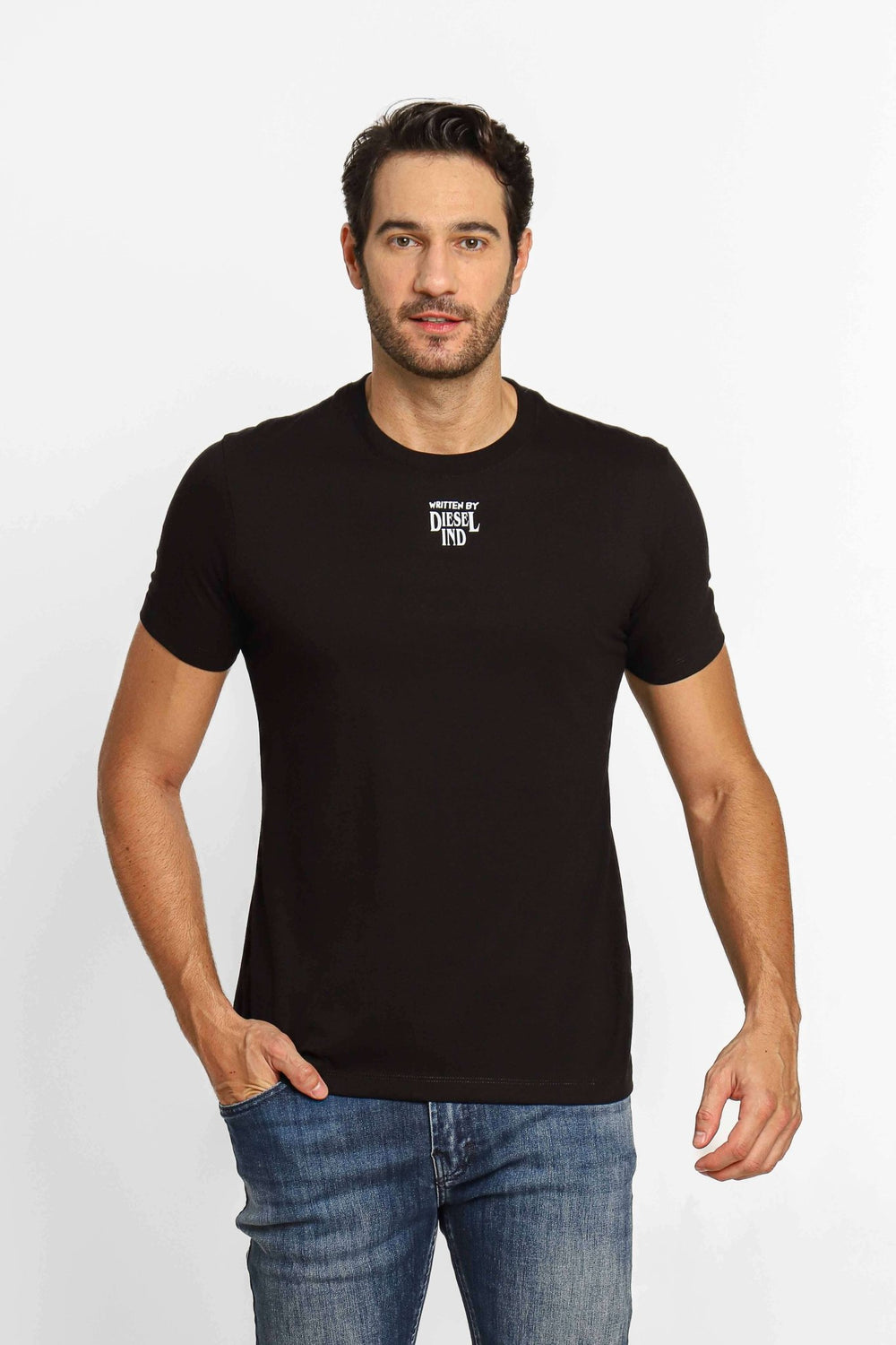 Camiseta Diesel Slim Logo Central Preta - Sale - Henri Store