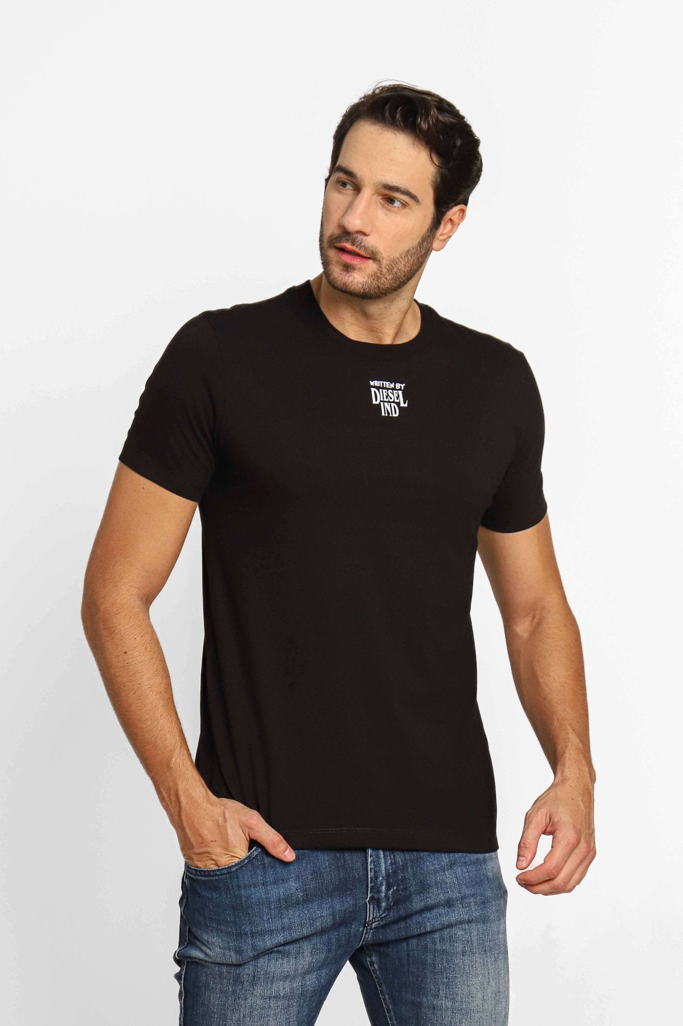 Camiseta Diesel Slim Logo Central Preta - Sale - Henri Store
