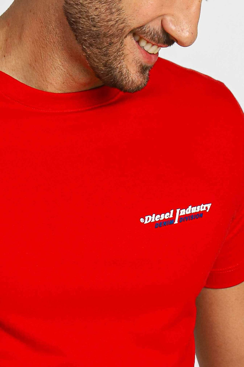 Camiseta Diesel Slim Logo Peito Vermelha - Sale - Henri Store