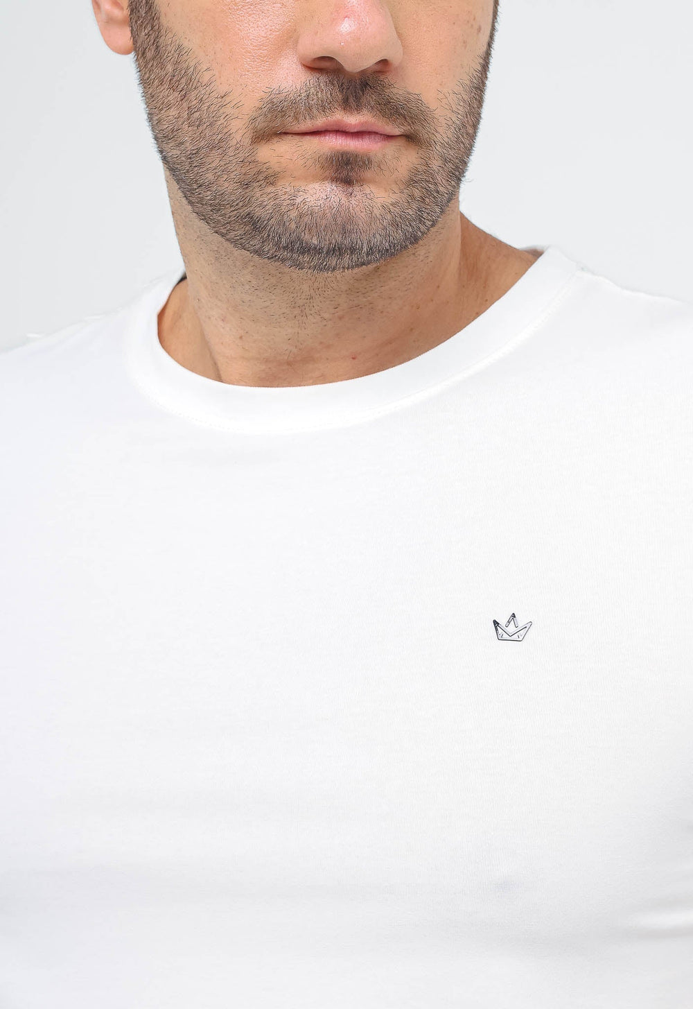 Camiseta Dom Henrico Básica Logo Peito - Henri Store