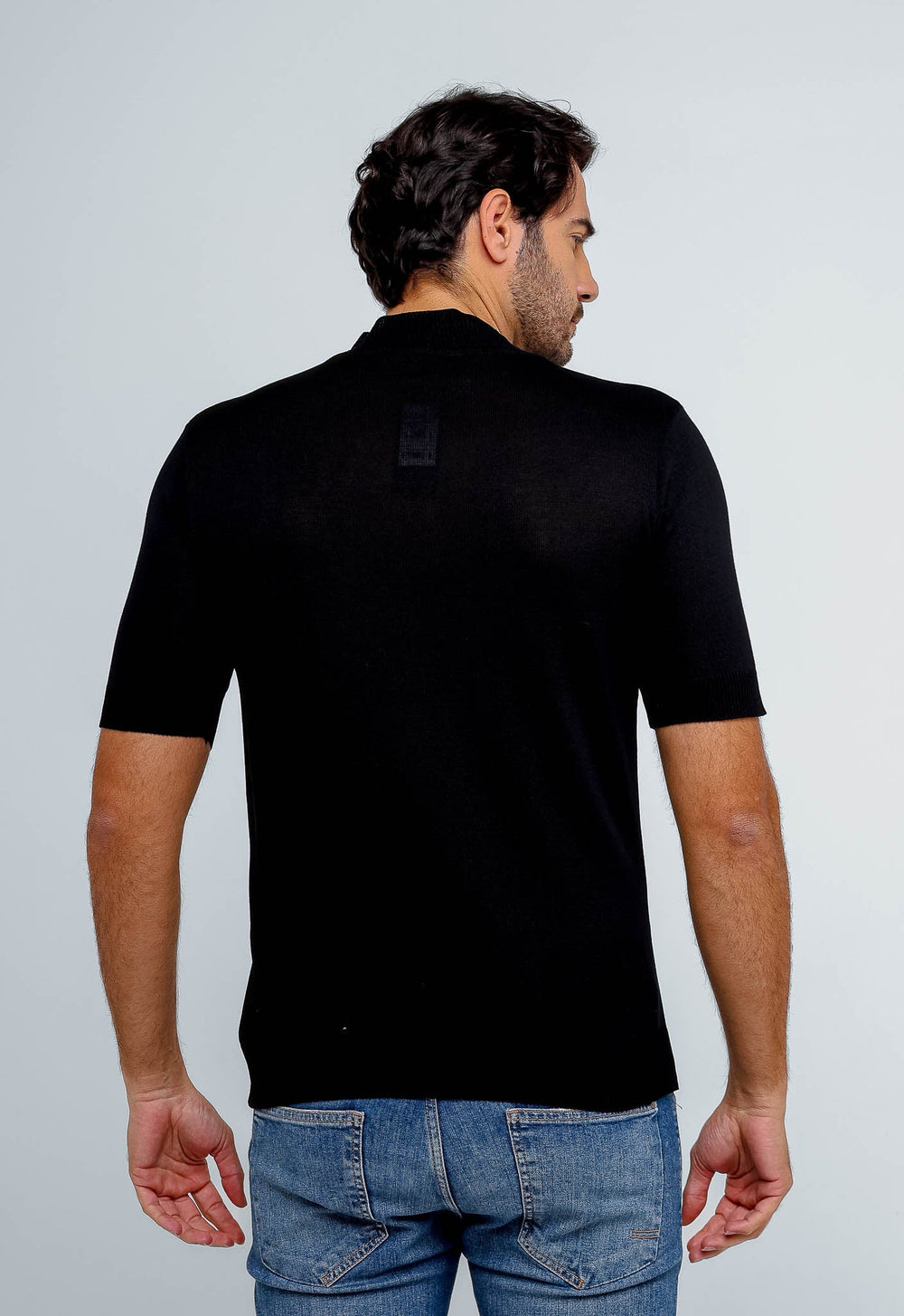 Camiseta Dom Henrico Gola Alta - Henri Store
