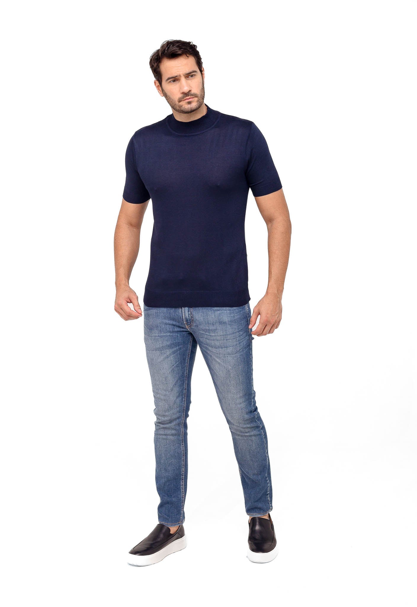 Camiseta Dom Henrico Gola Alta - Henri Store