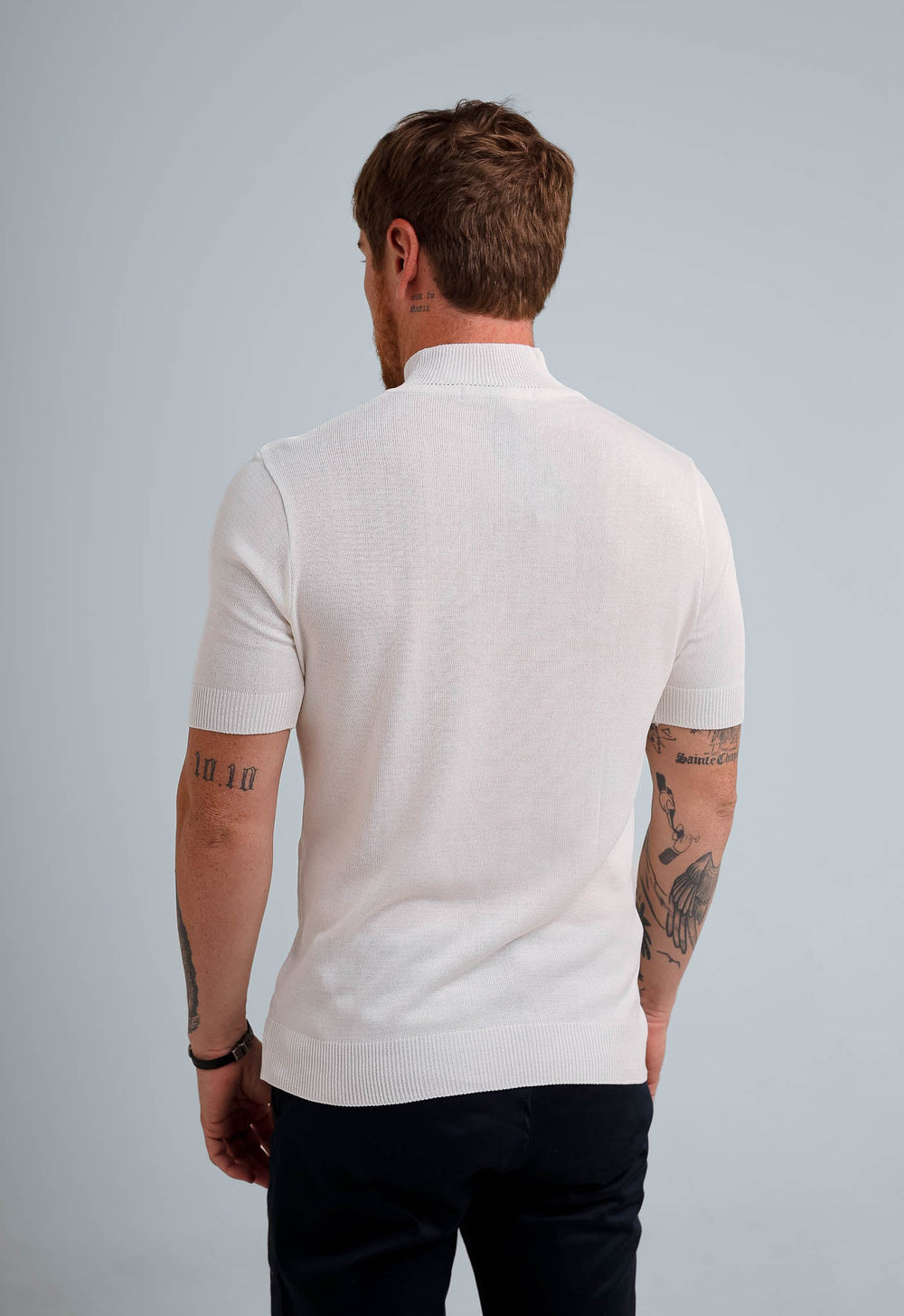 Camiseta Dom Henrico Gola Alta - Henri Store