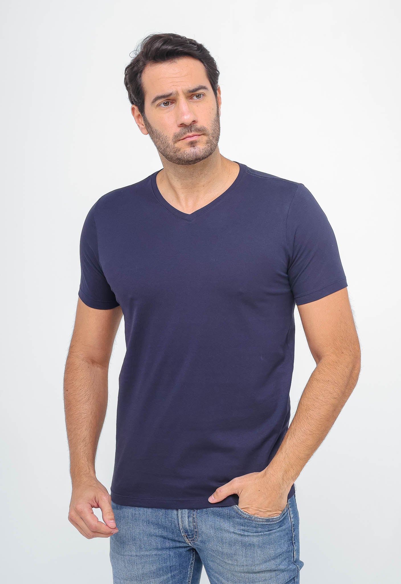 Camiseta Dom Henrico Pima Gola V - Henri Store