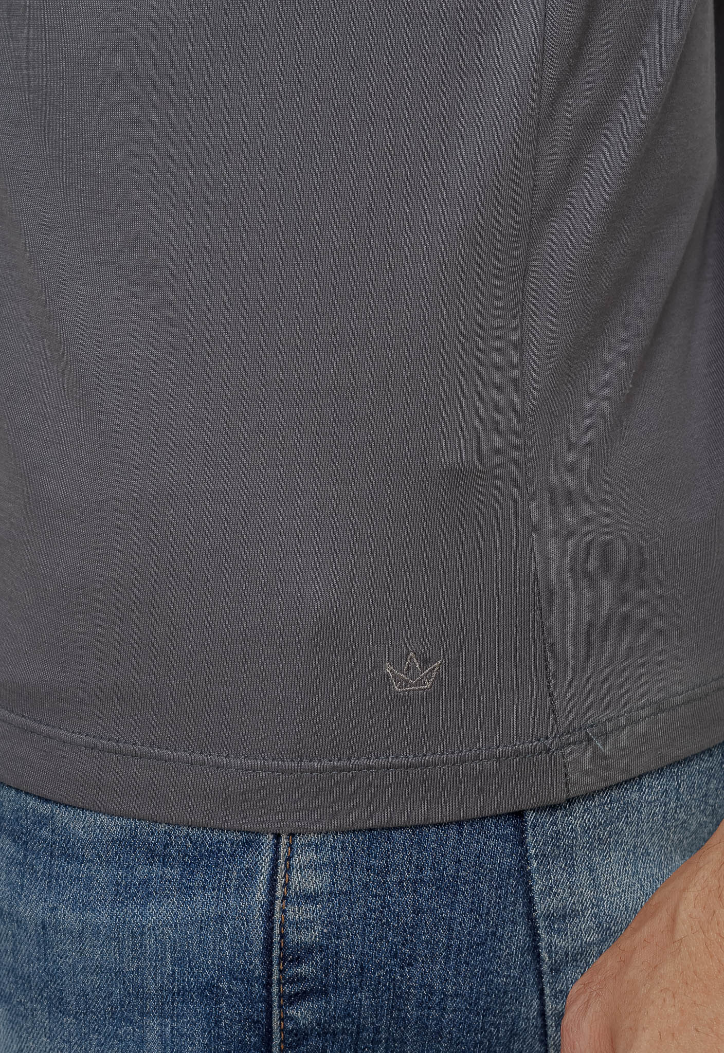 Camiseta Dom Henrico Pima Gola V - Henri Store