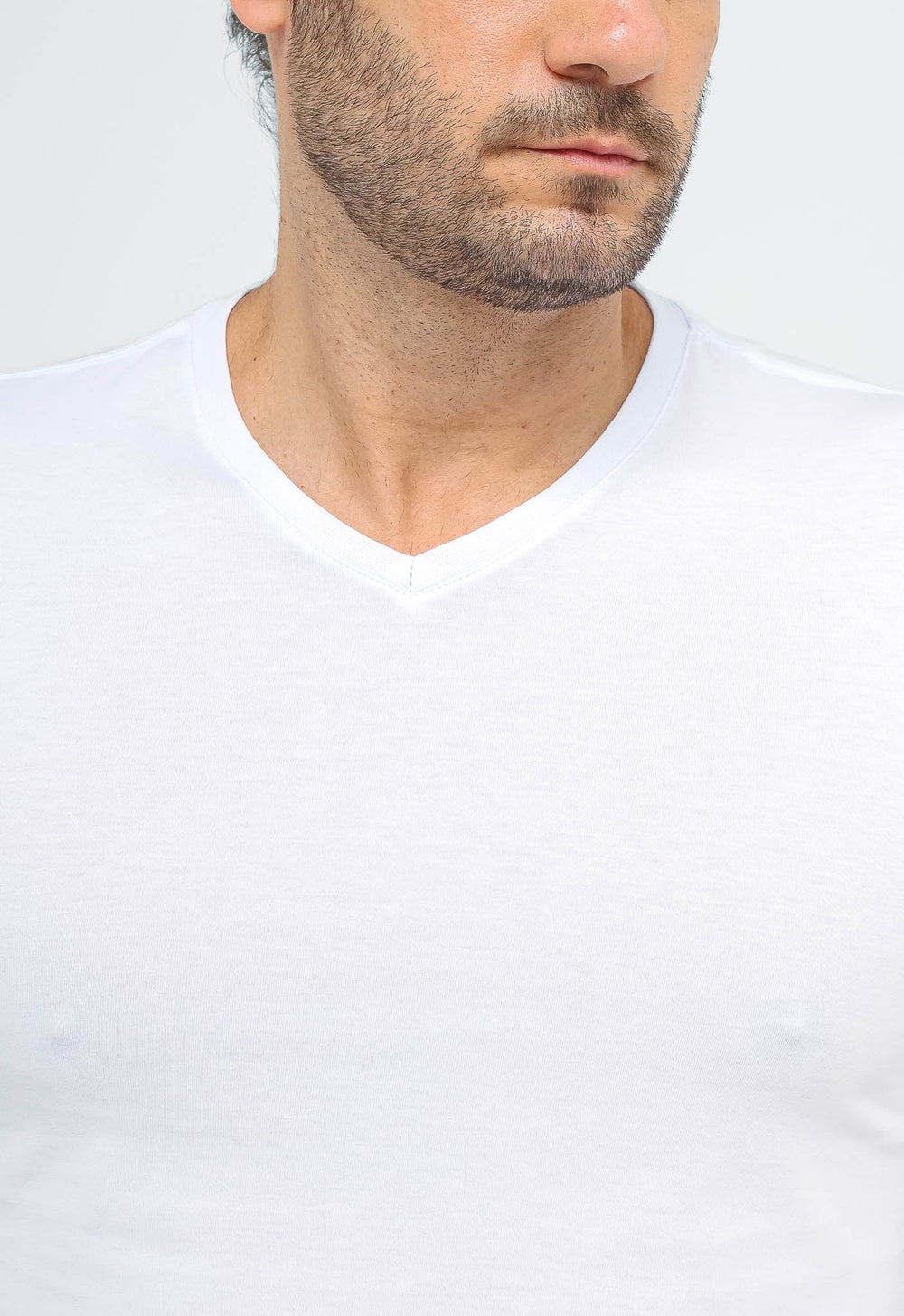 Camiseta Dom Henrico Pima Gola V - Henri Store