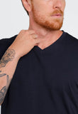 Camiseta Dom Henrico Sorona Gola V - Henri Store
