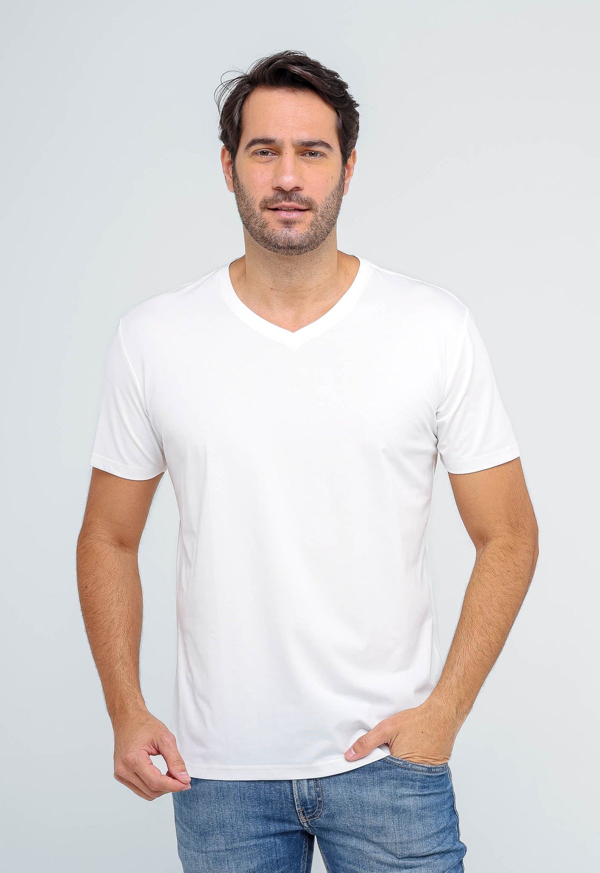 Camiseta Dom Henrico Sorona Gola V - Henri Store