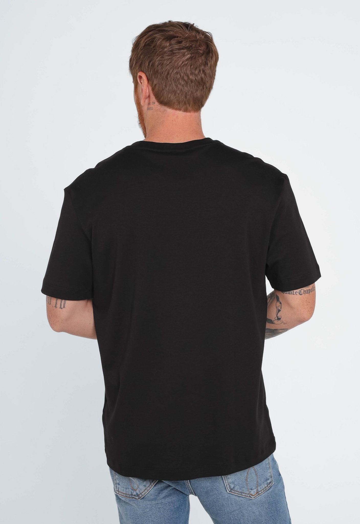 Camiseta Emporio Armani Logo Central Preta - Sale - Henri Store